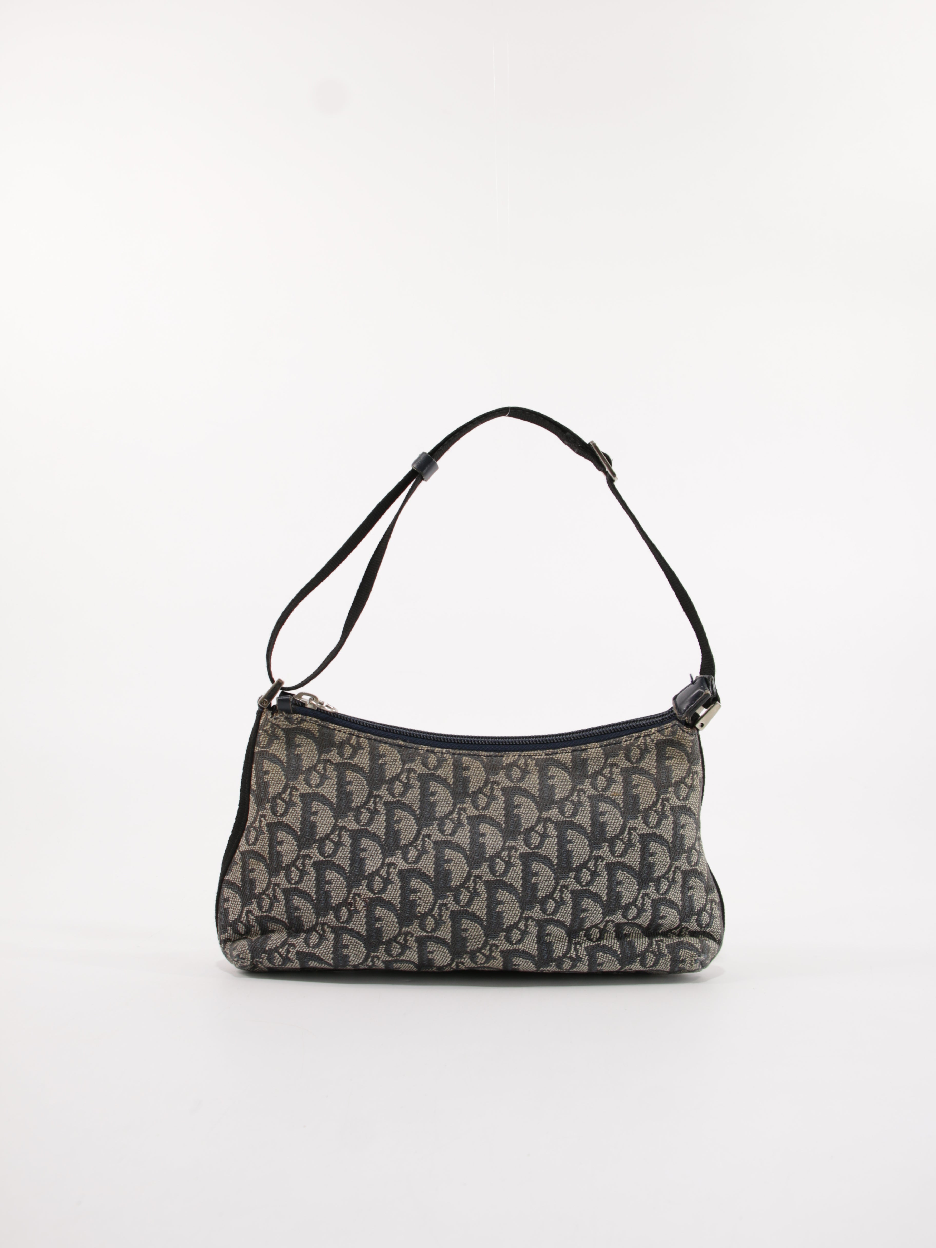 CHRISTIAN DIOR OLKALAUKUT