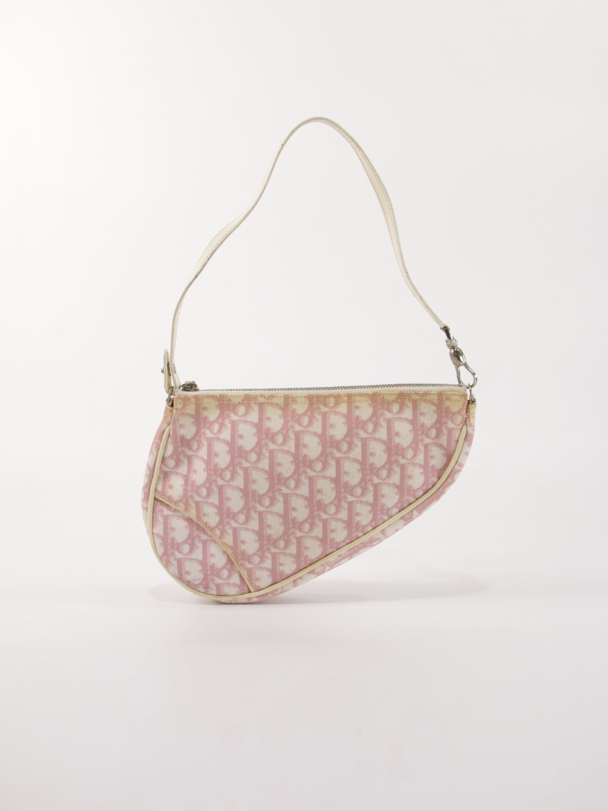 Christian Dior olkalaukut