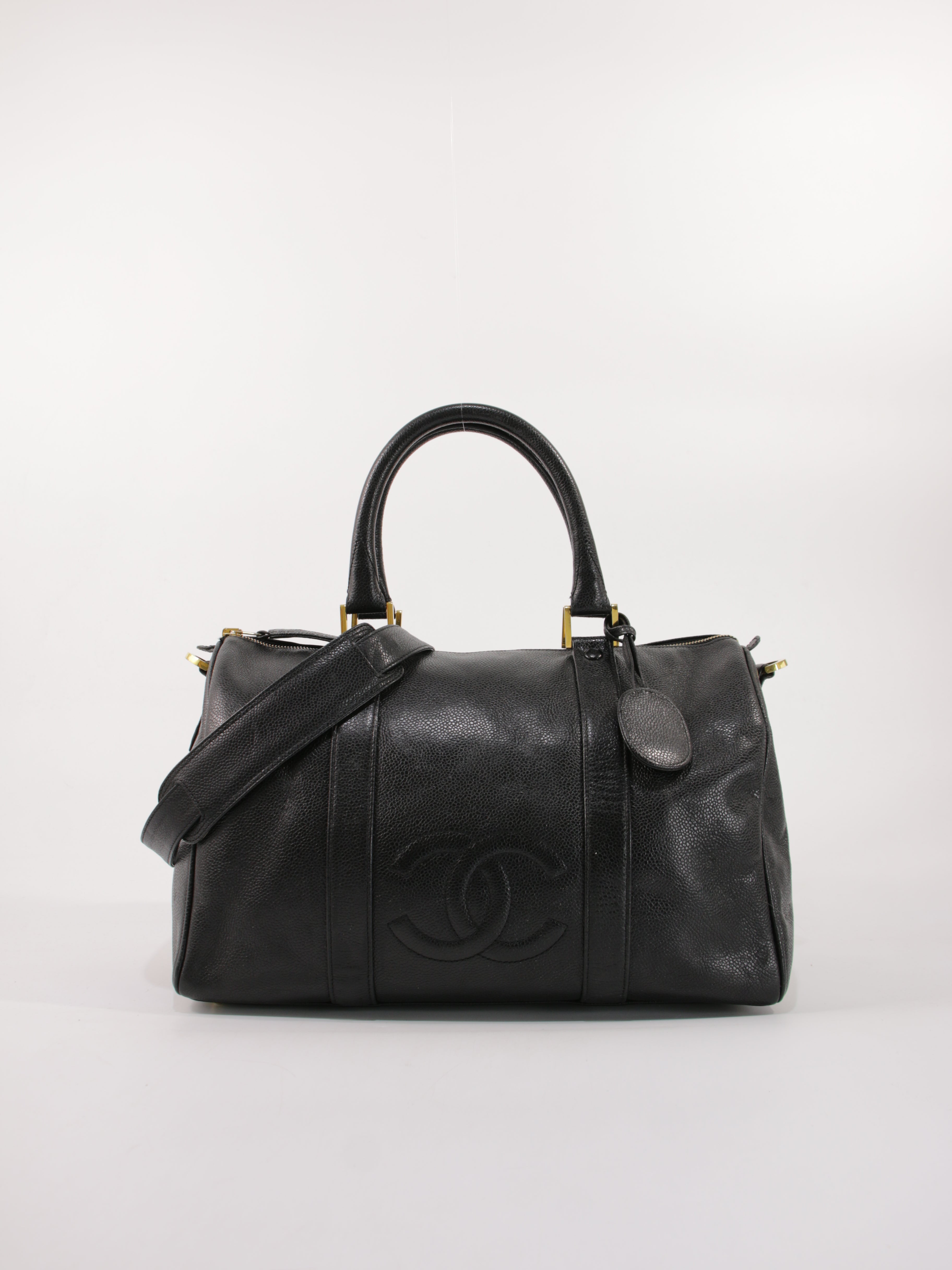 CHANEL KÄSILAUKKUJA