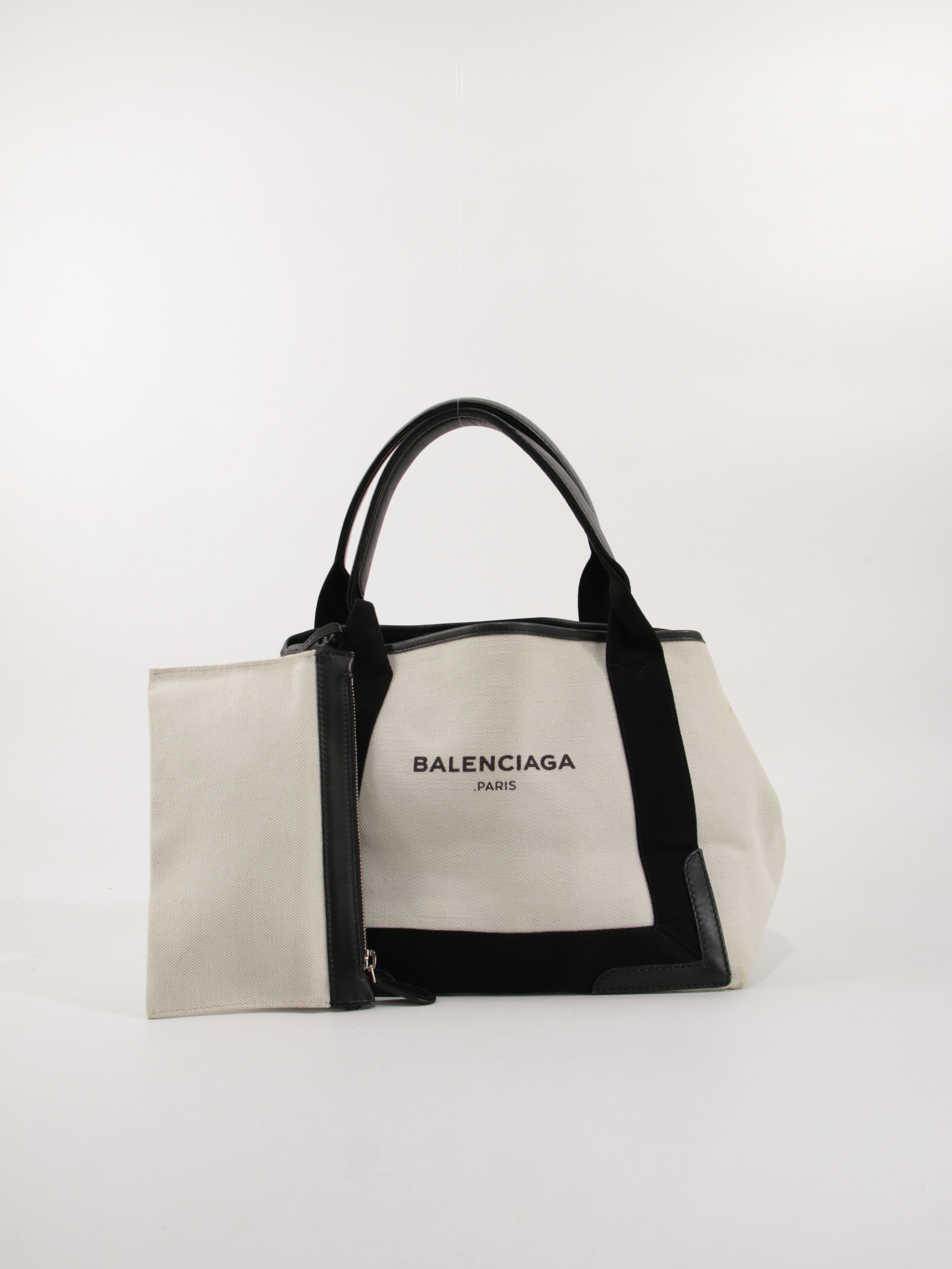 BALENCIAGA OLKAPUSSIT