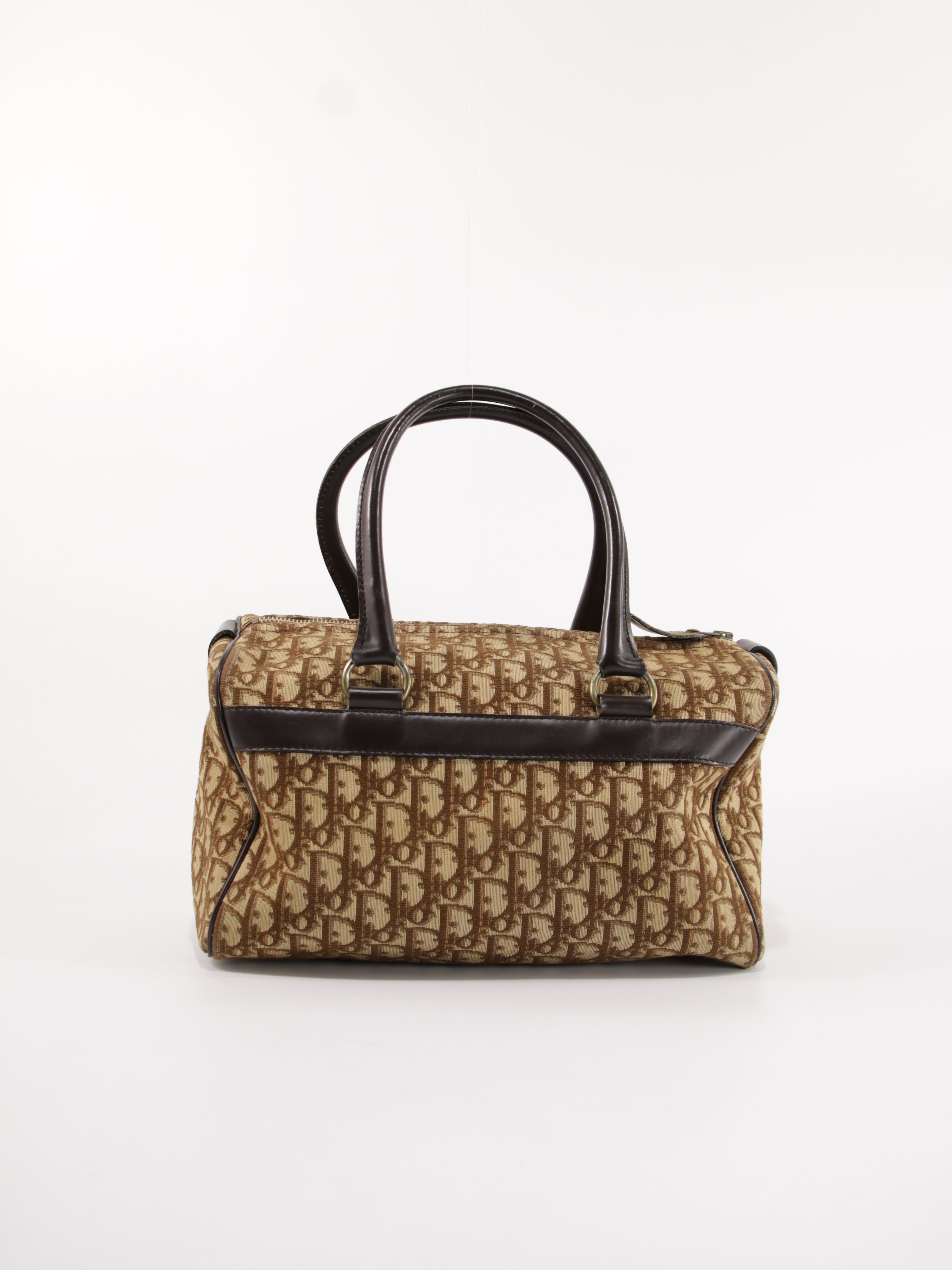 CHRISTIAN DIOR KÄSILAUKKUJA