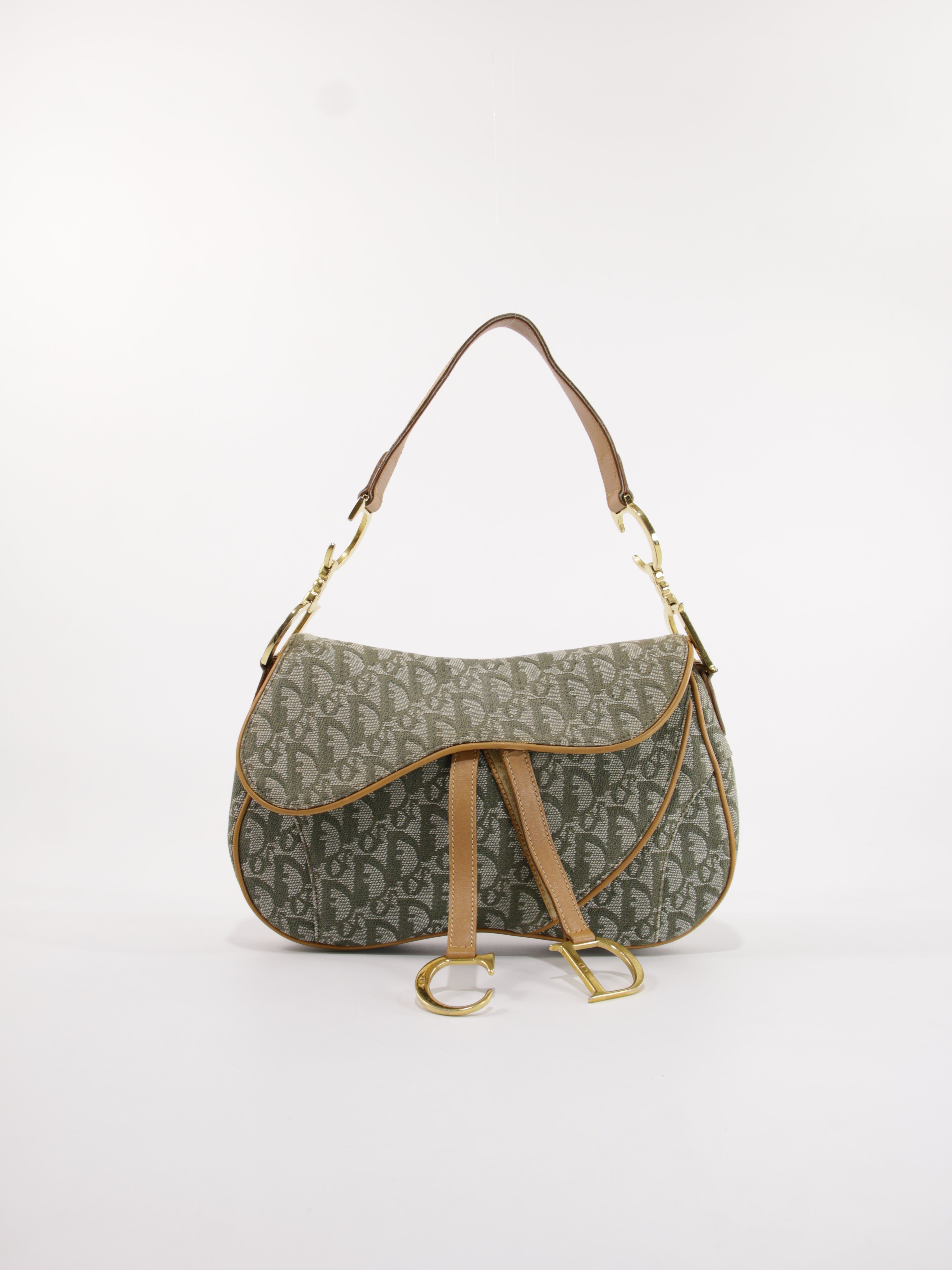 Christian Dior Kaksoissatula