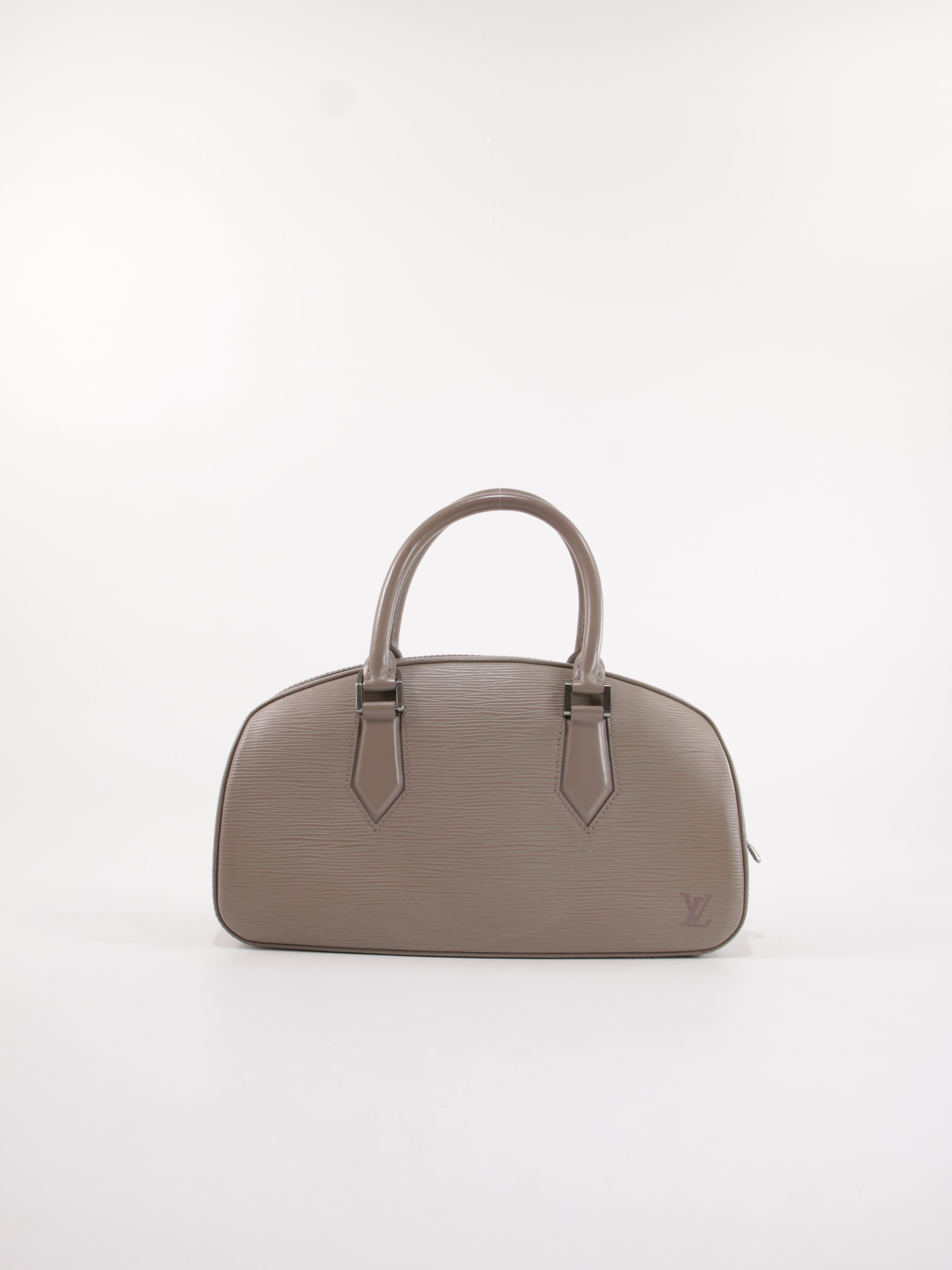 LOUIS VUITTON KÄSILAUKKUJA