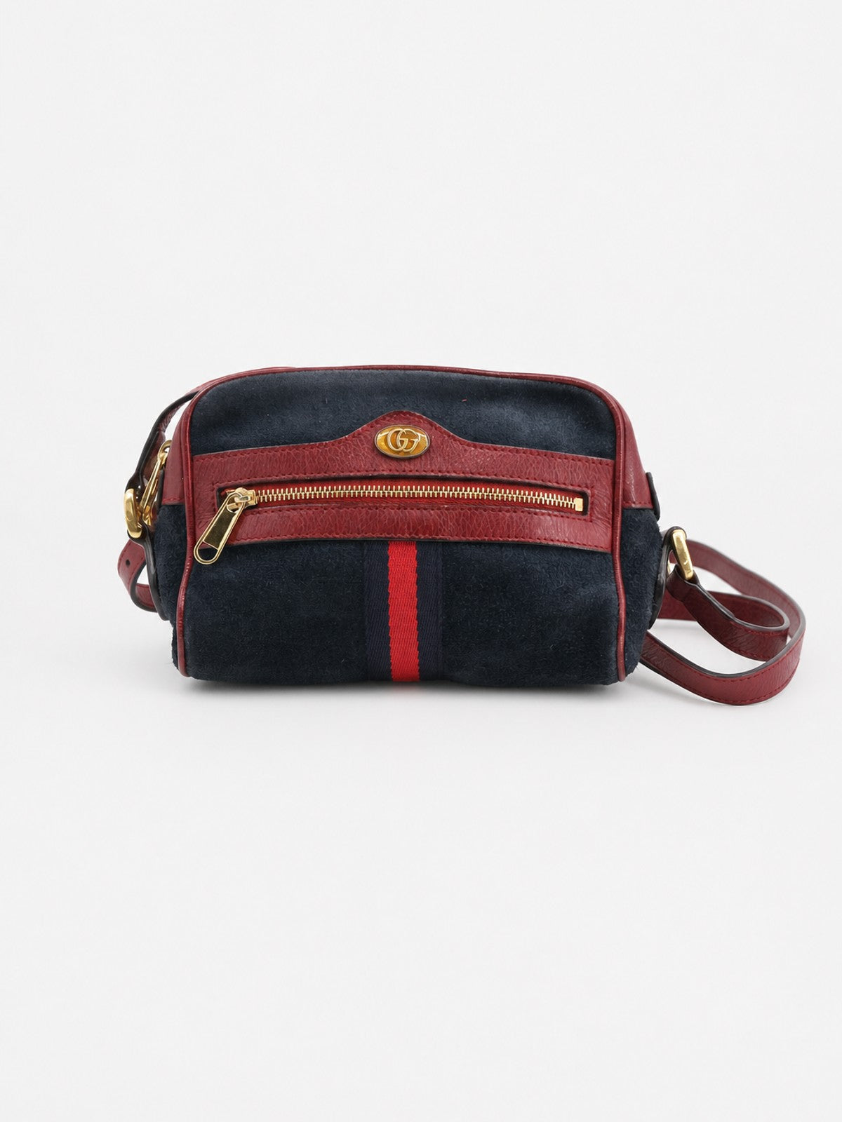 GUCCI OLKAHIHNAT