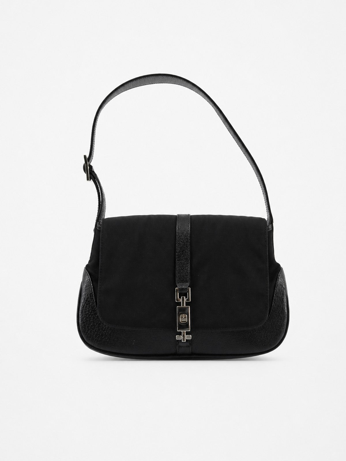 GUCCI KÄSILAUKKUJA