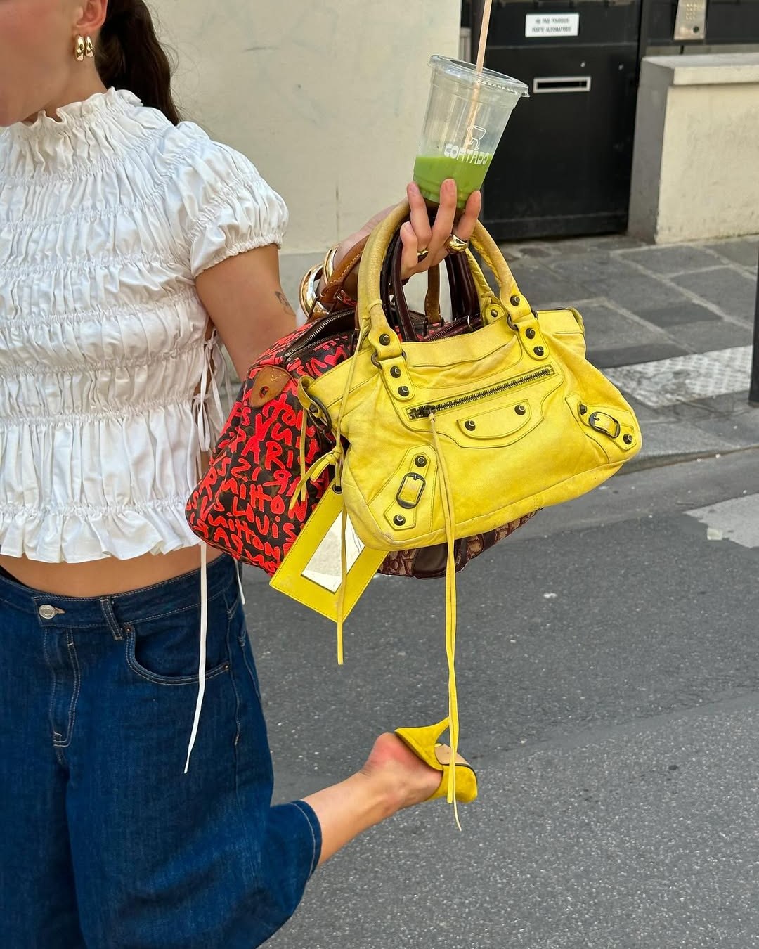 BALENCIAGA-LAUKUT