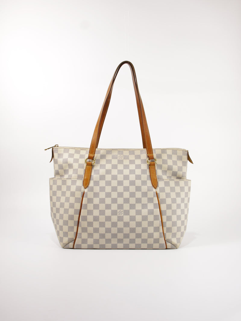 LOUIS VUITTON TÄYSIN MM