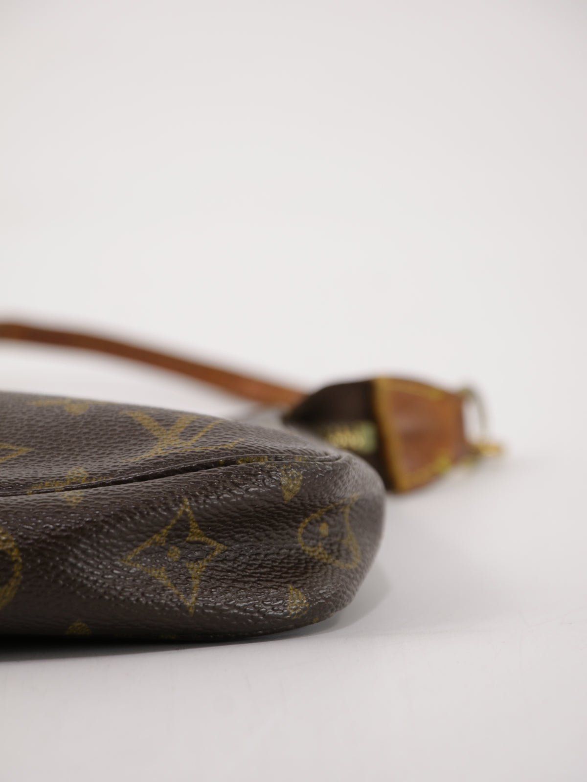 Louis Vuitton Accessories Pochette