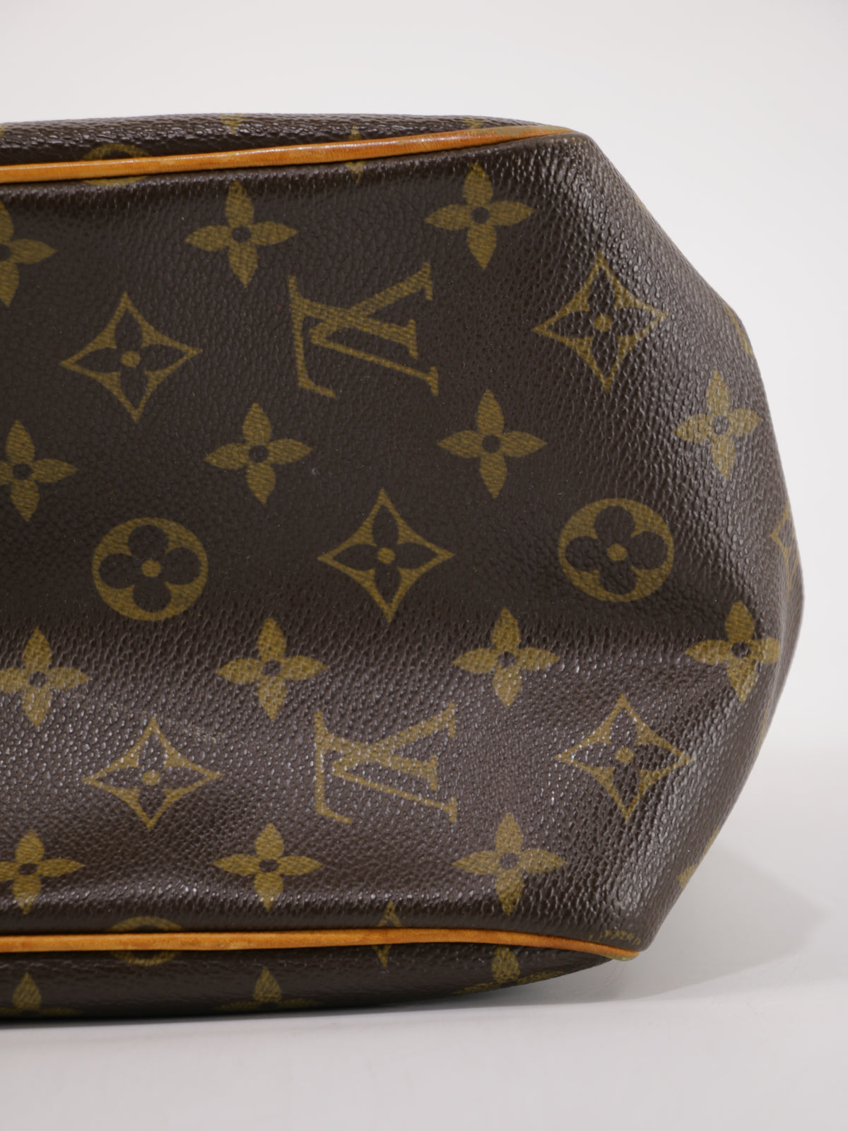 Louis Vuitton Batignolles Vertical PM