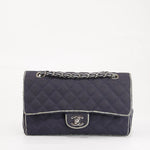 Medium Classic Flap