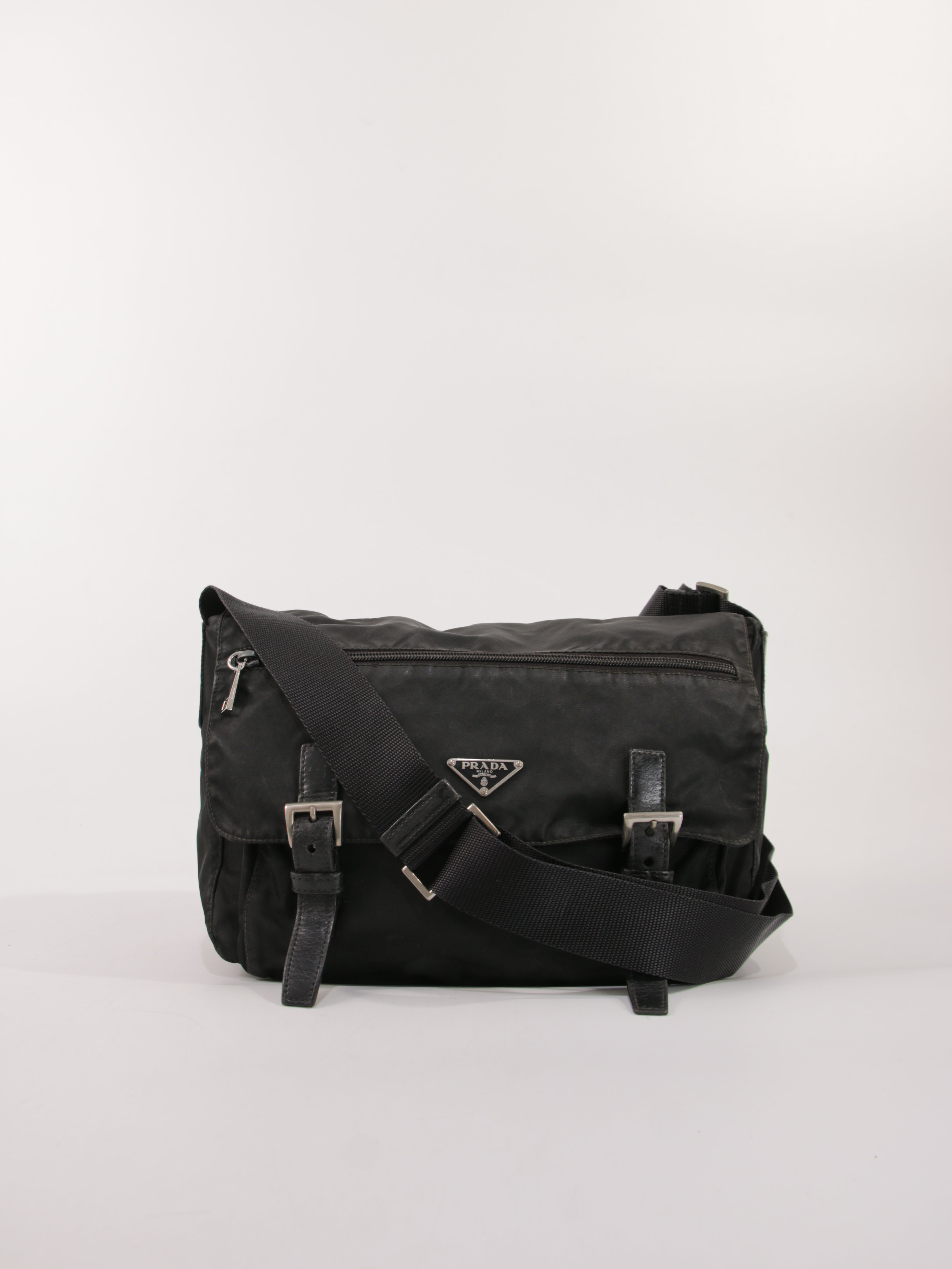 Double Buckle Messenger