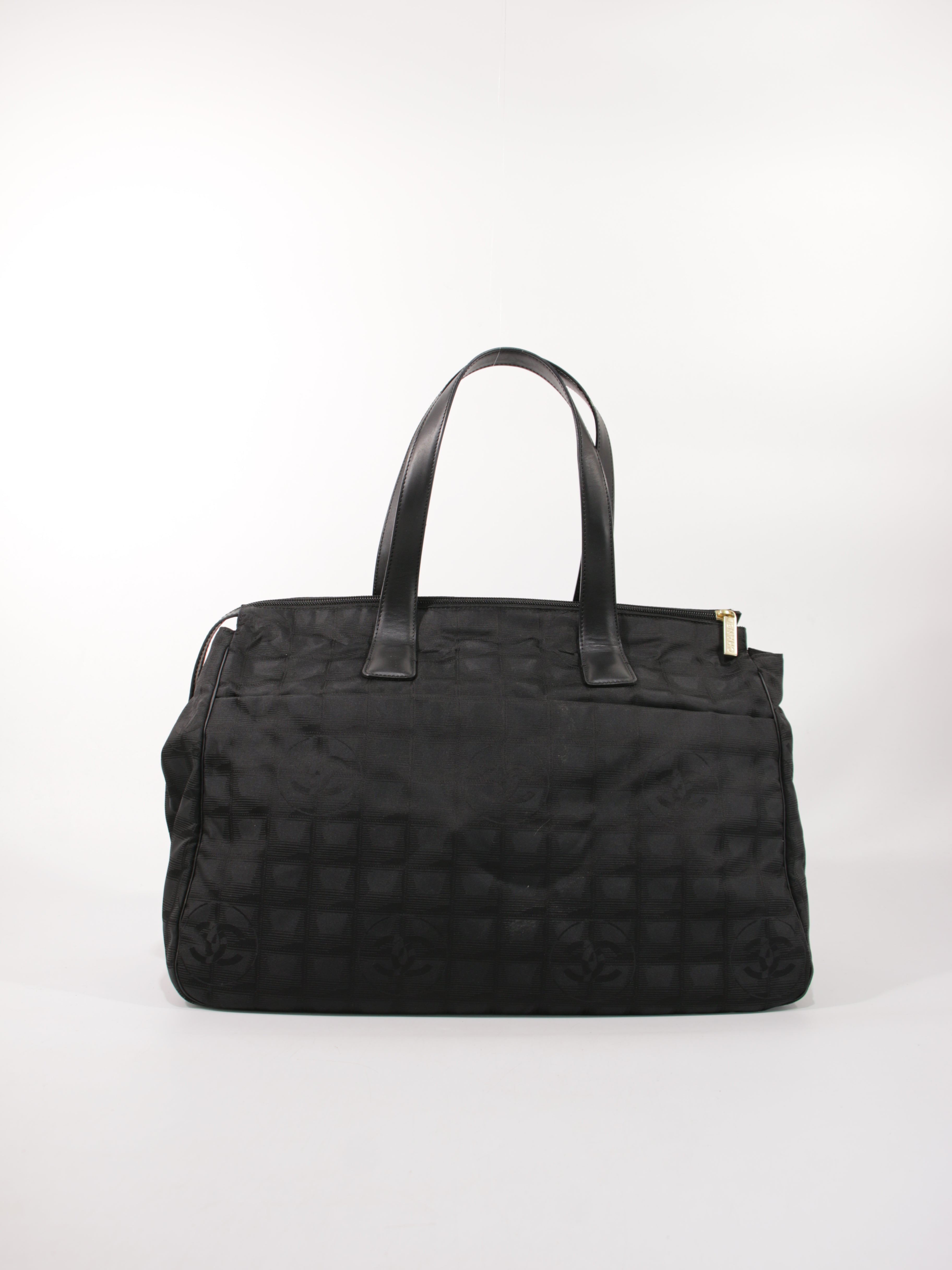 Large Travel Line Tote