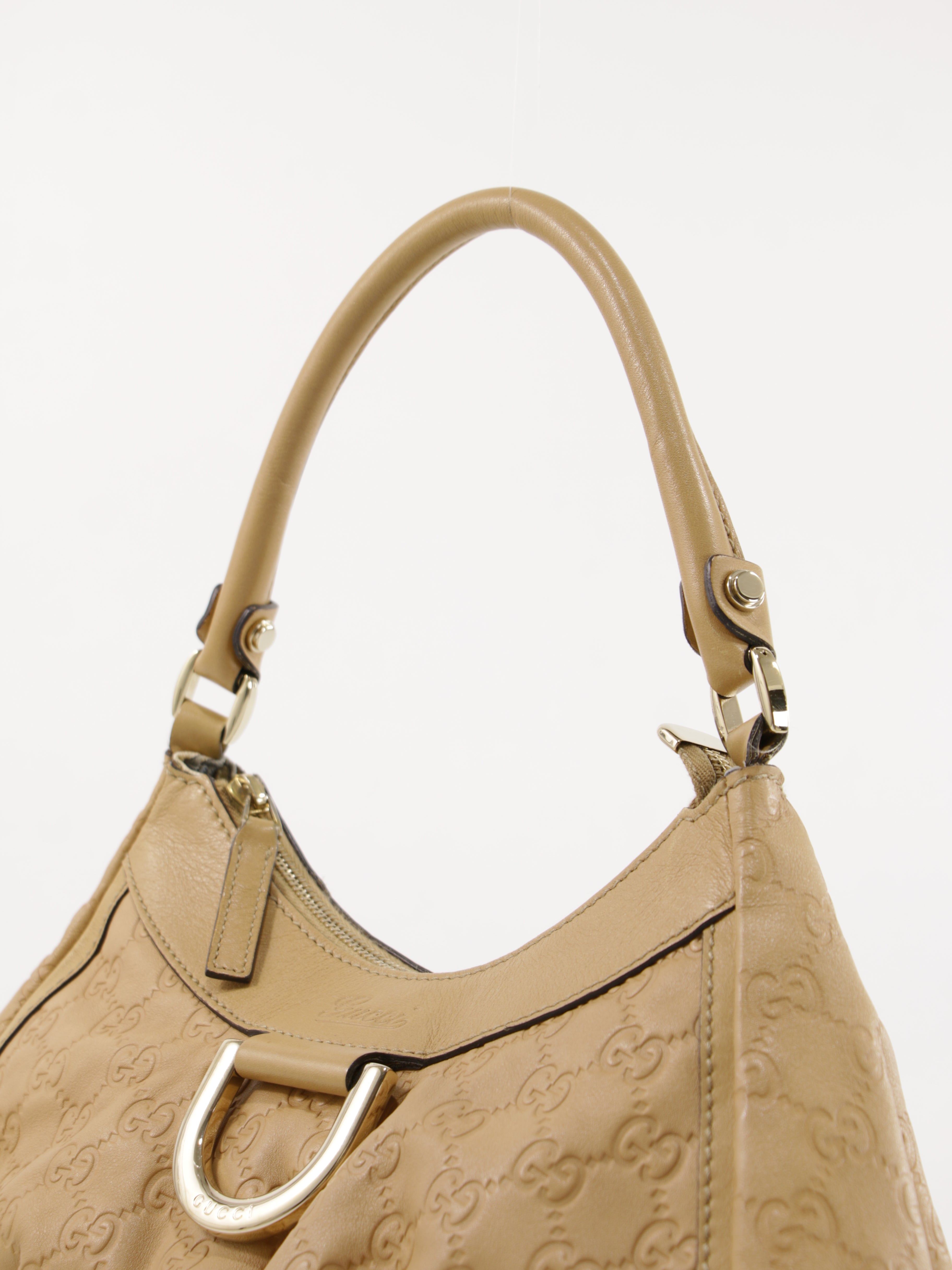 Abbey D-Ring Small
