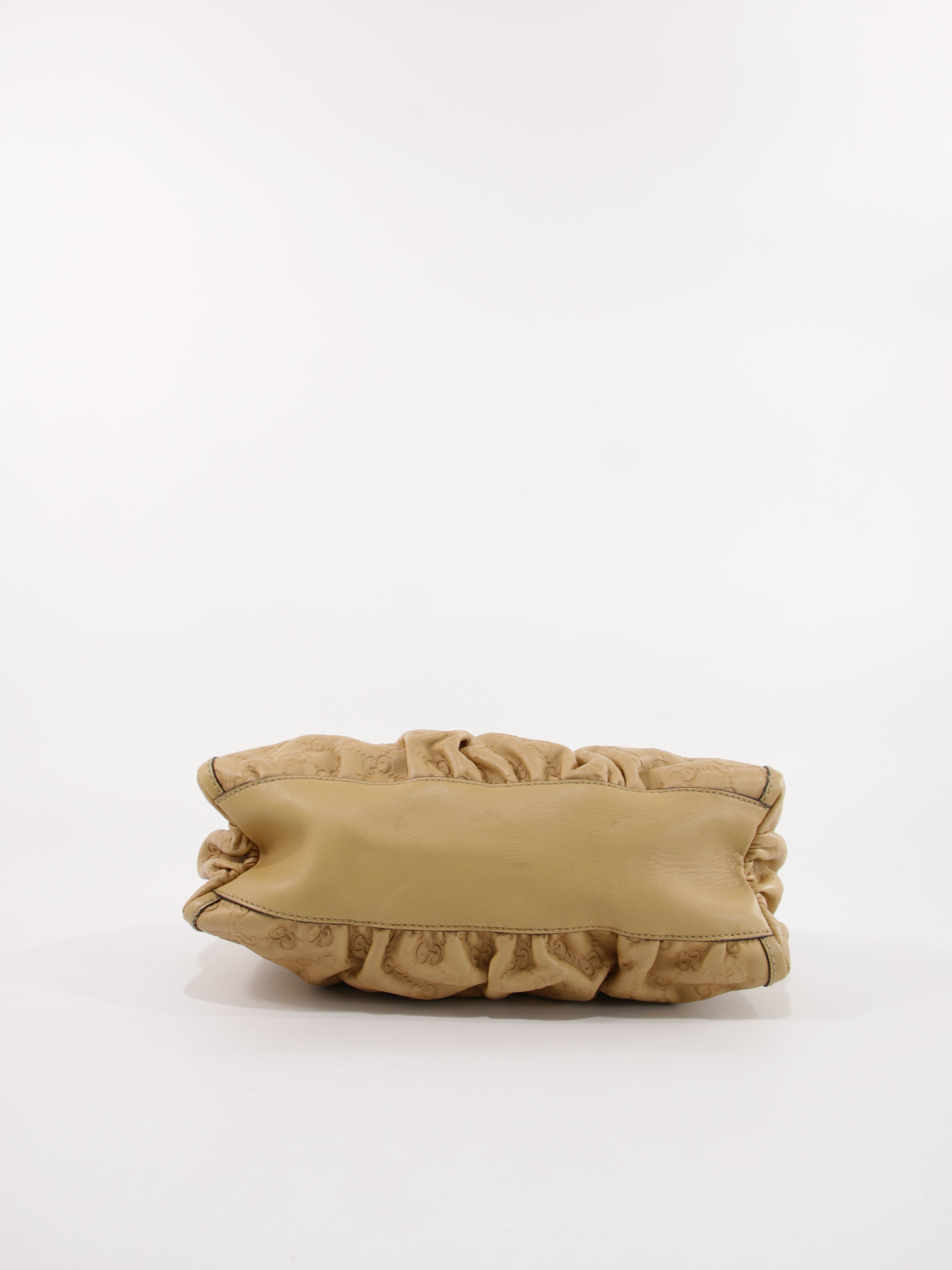 Abbey D-Ring Small