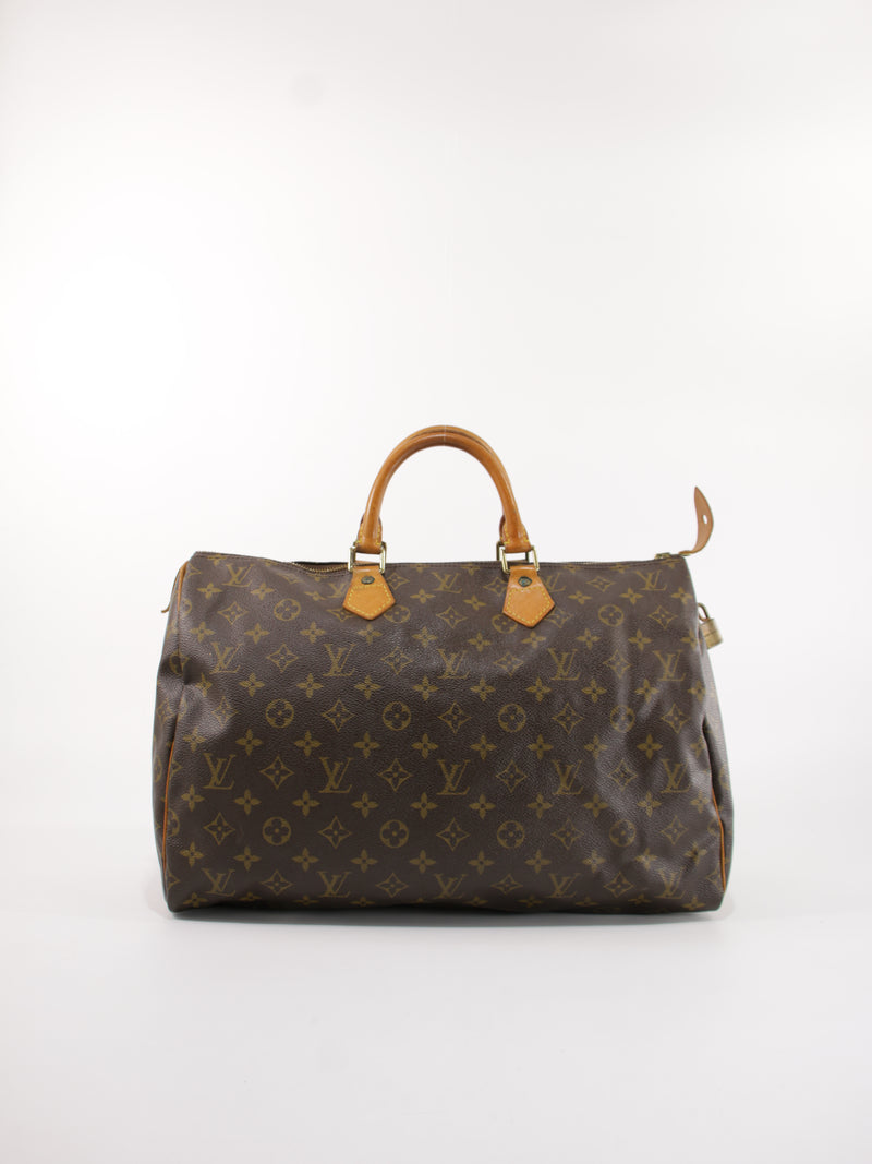 LOUIS VUITTON KÄSILAUKKUJA
