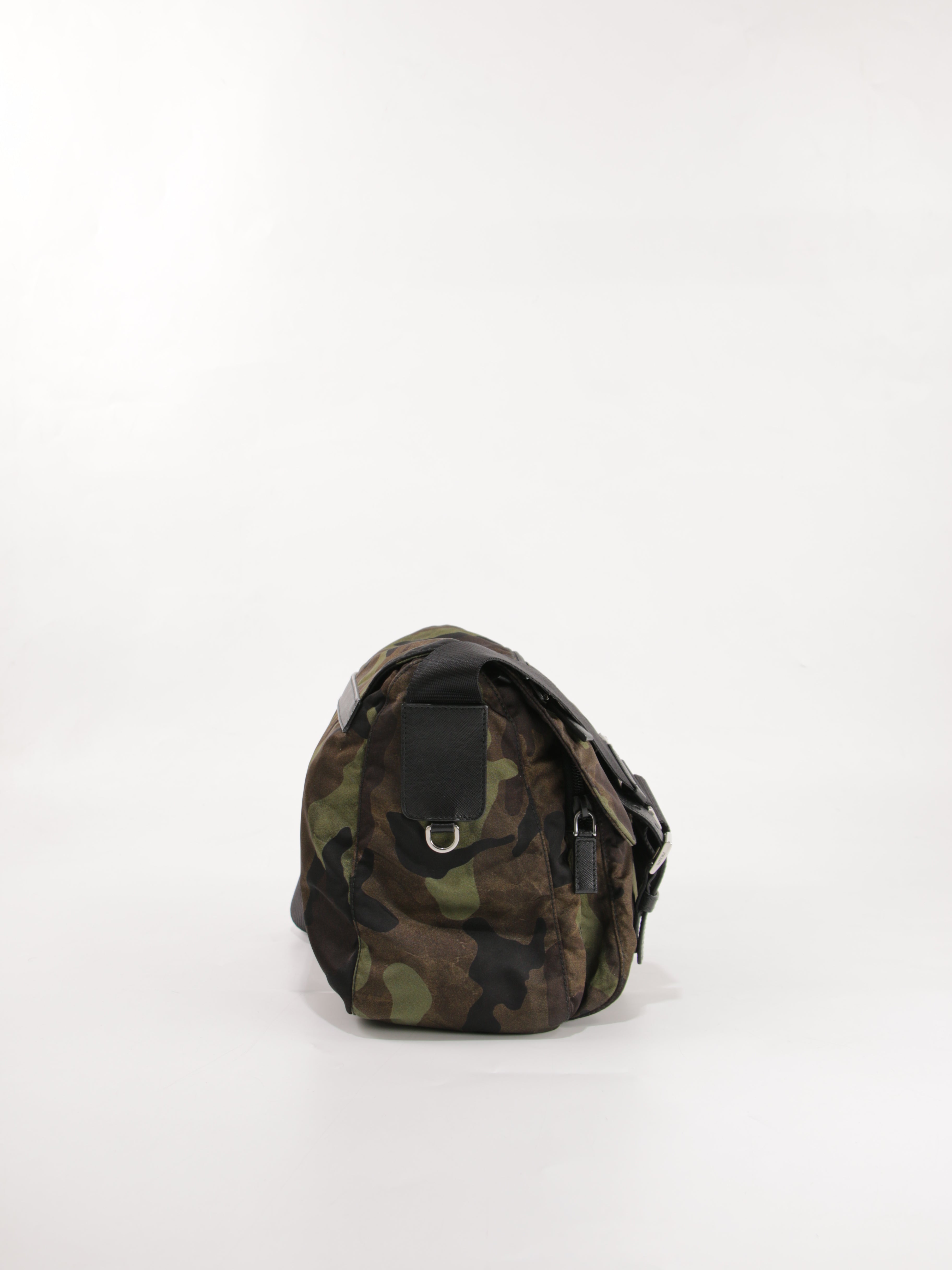 Double Buckle Messenger