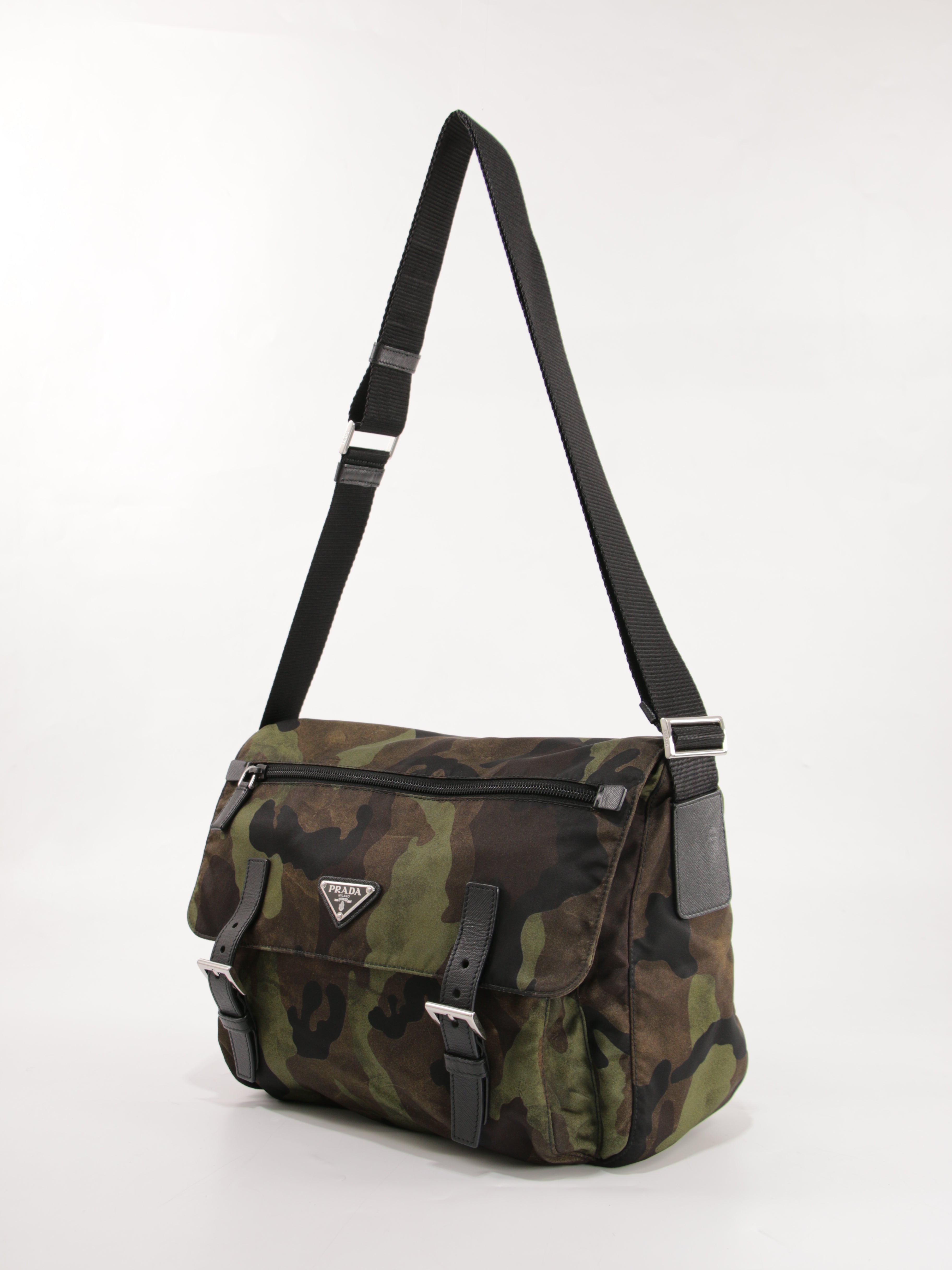 Double Buckle Messenger