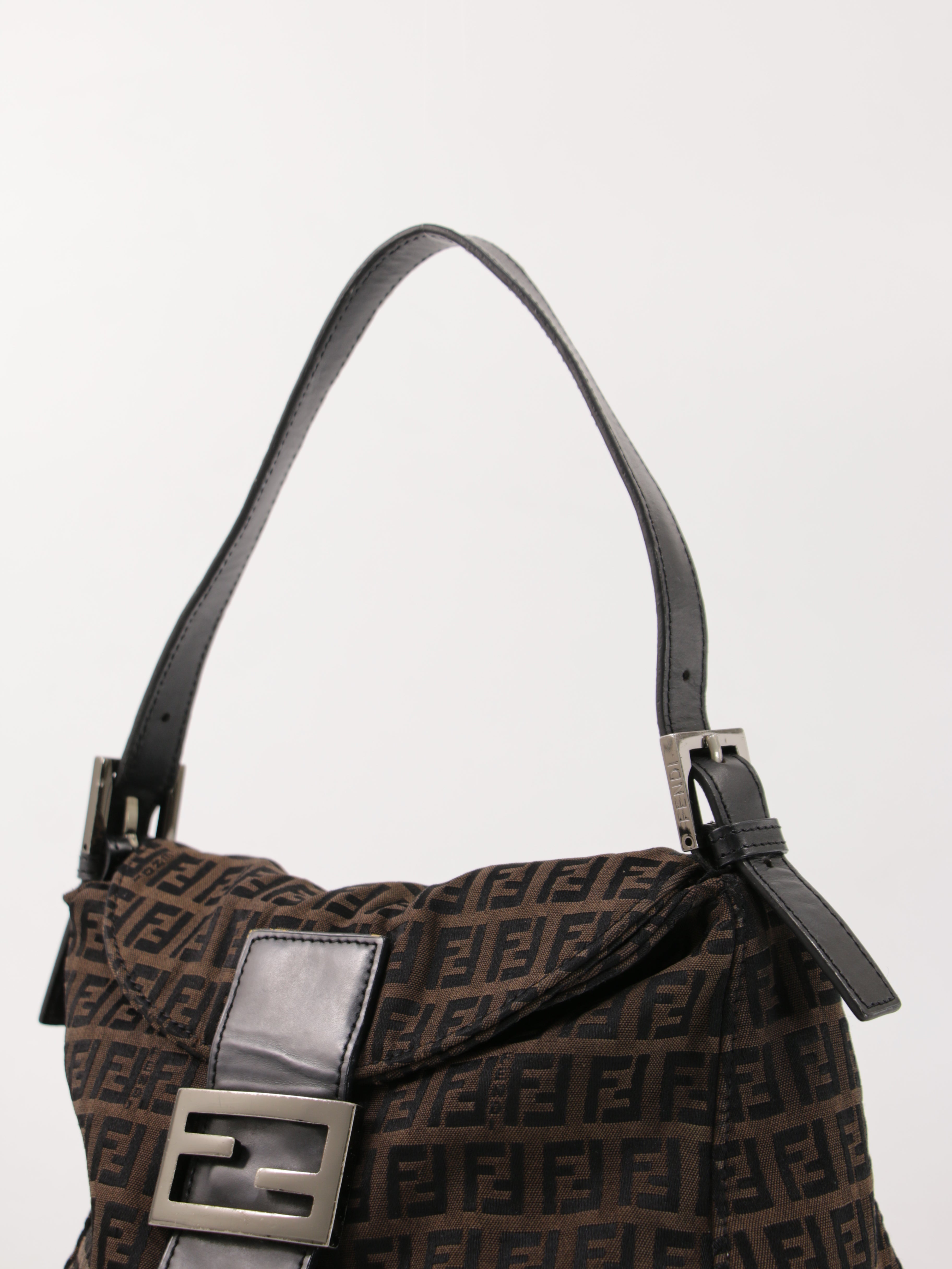 Double Flap Mamma