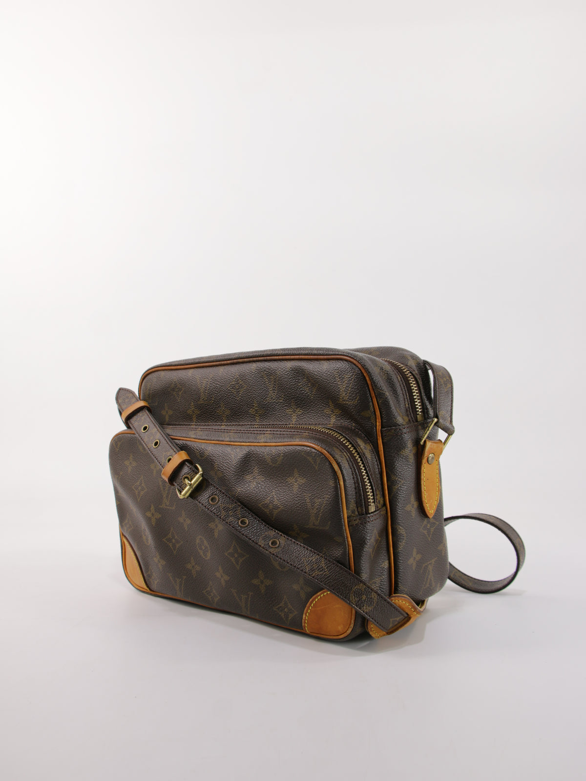 Louis Vuitton Nile PM