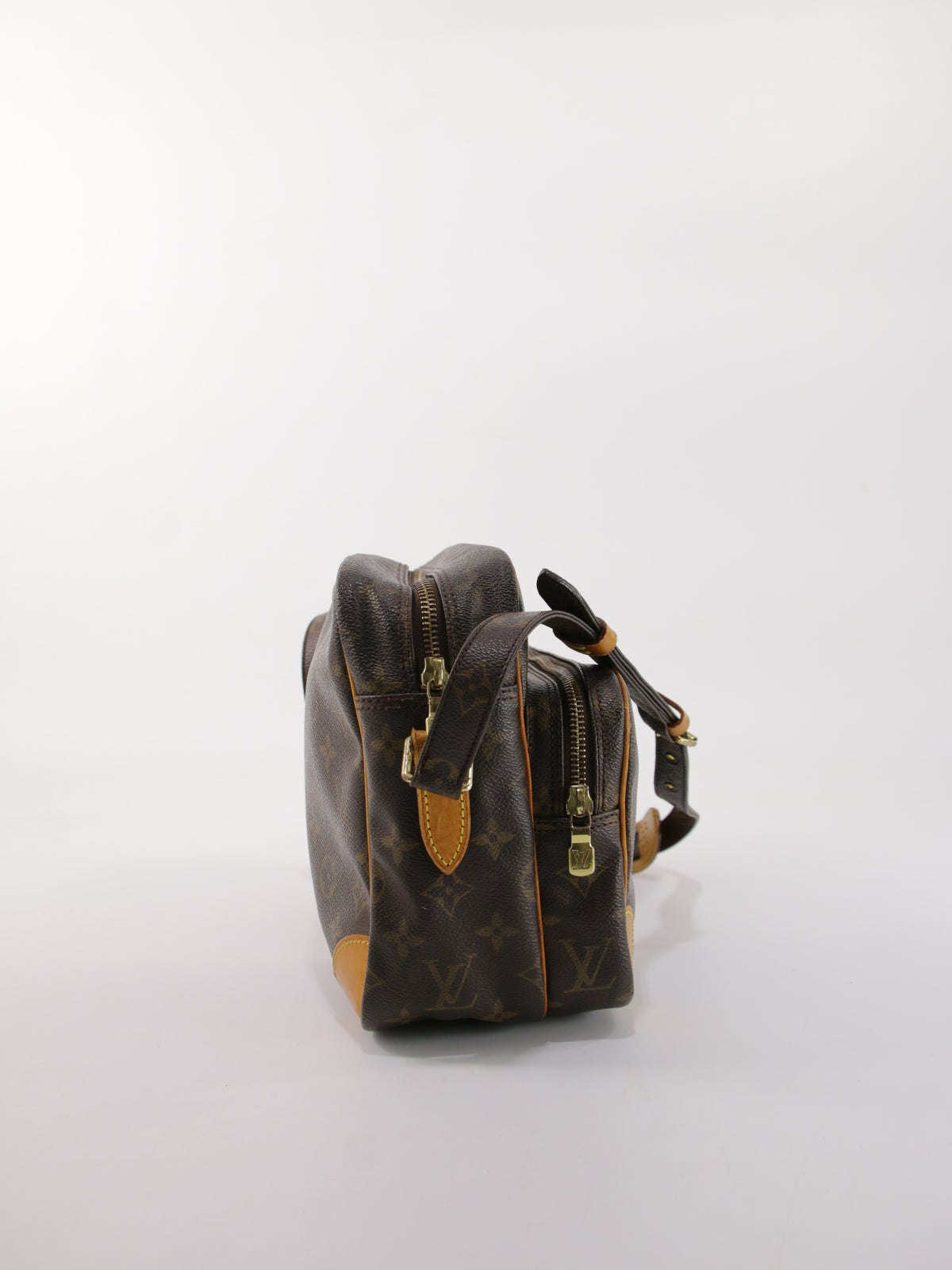 Louis Vuitton Nile PM