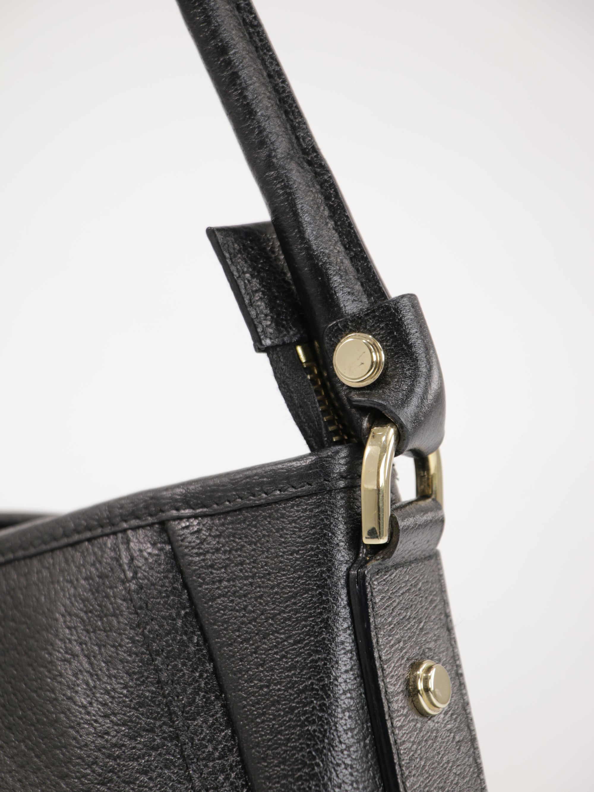 Abbey D-Ring Pochette