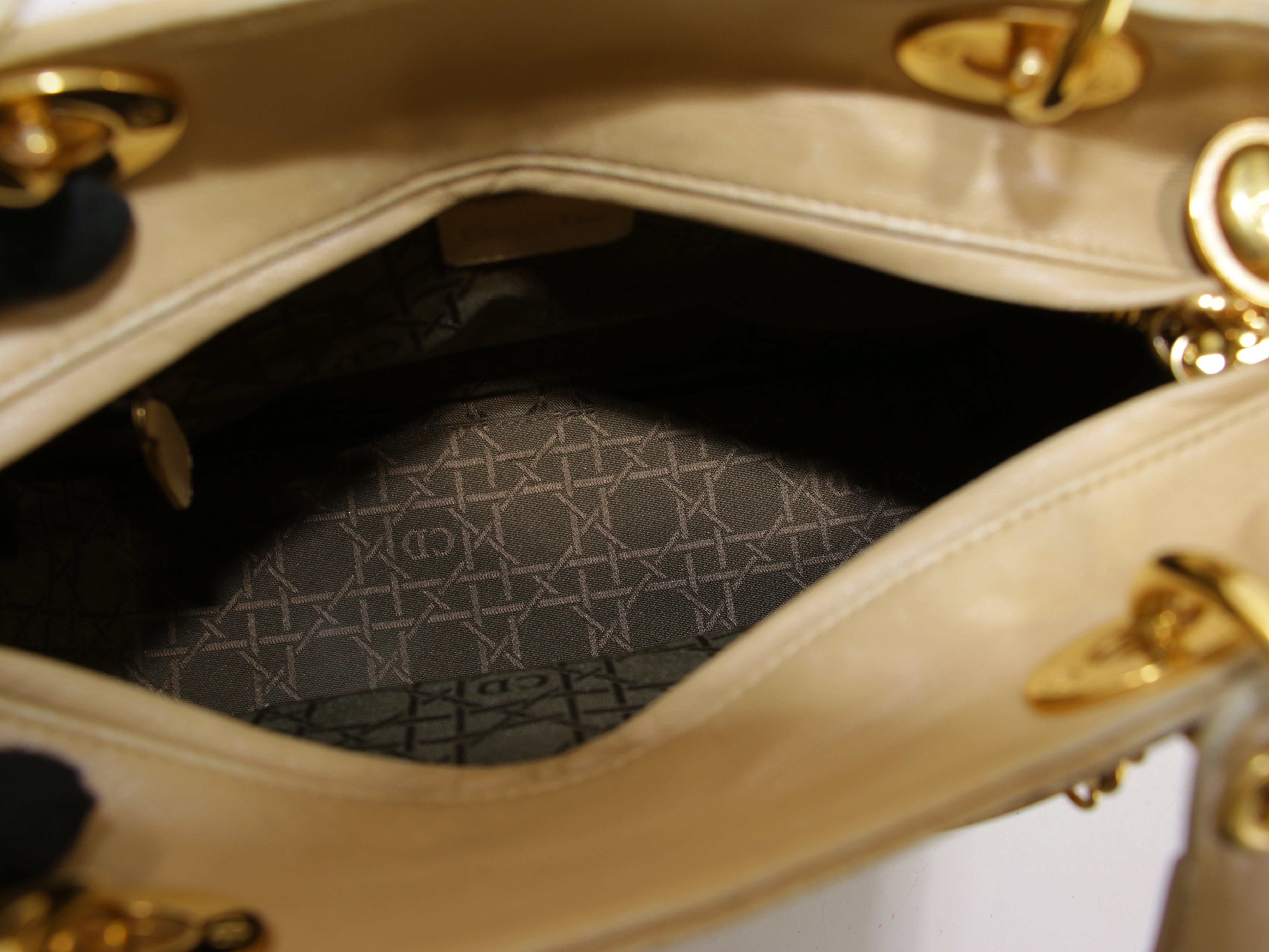 Medium Lady Dior