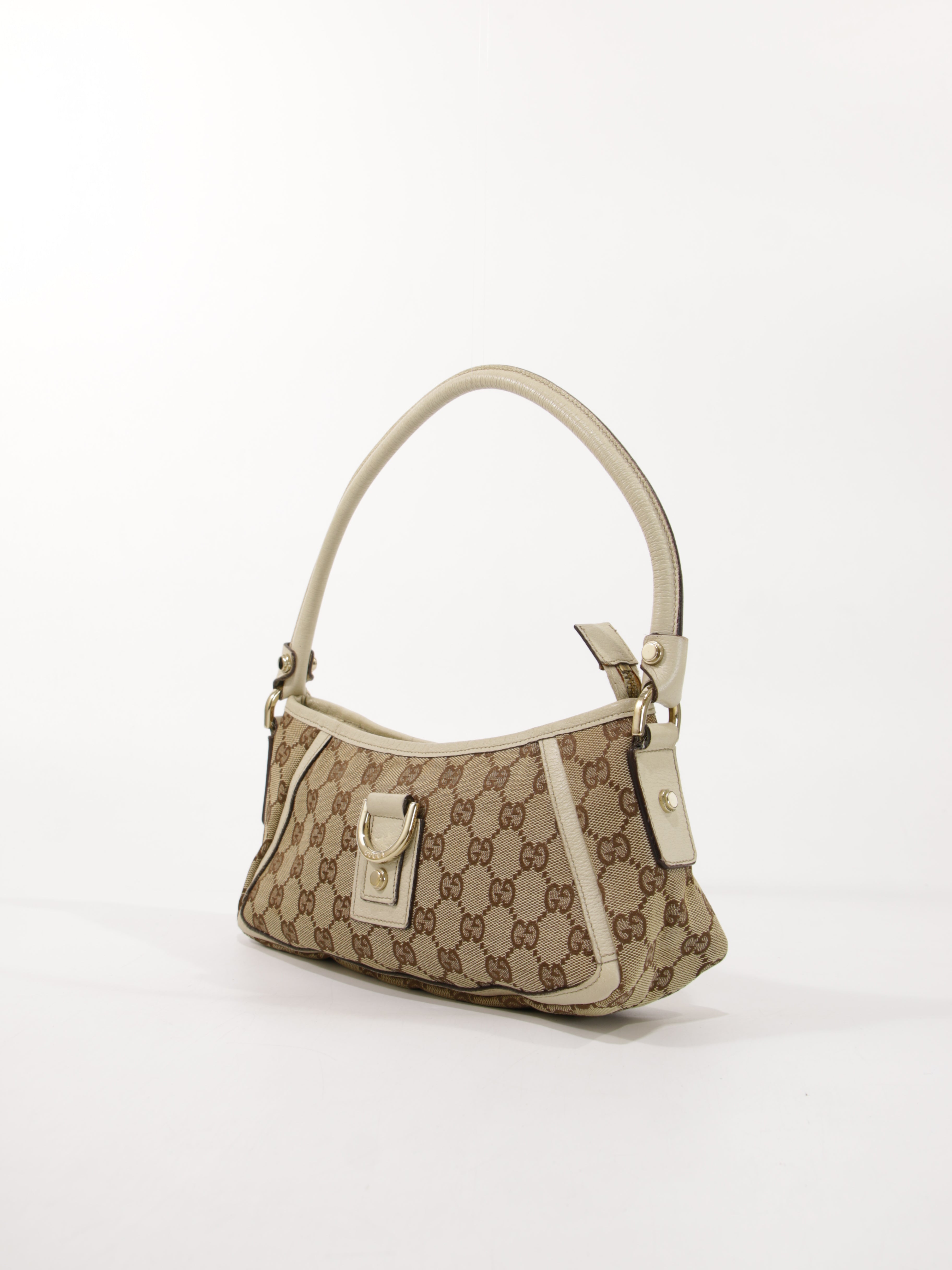 Abbey D-Ring Pochette