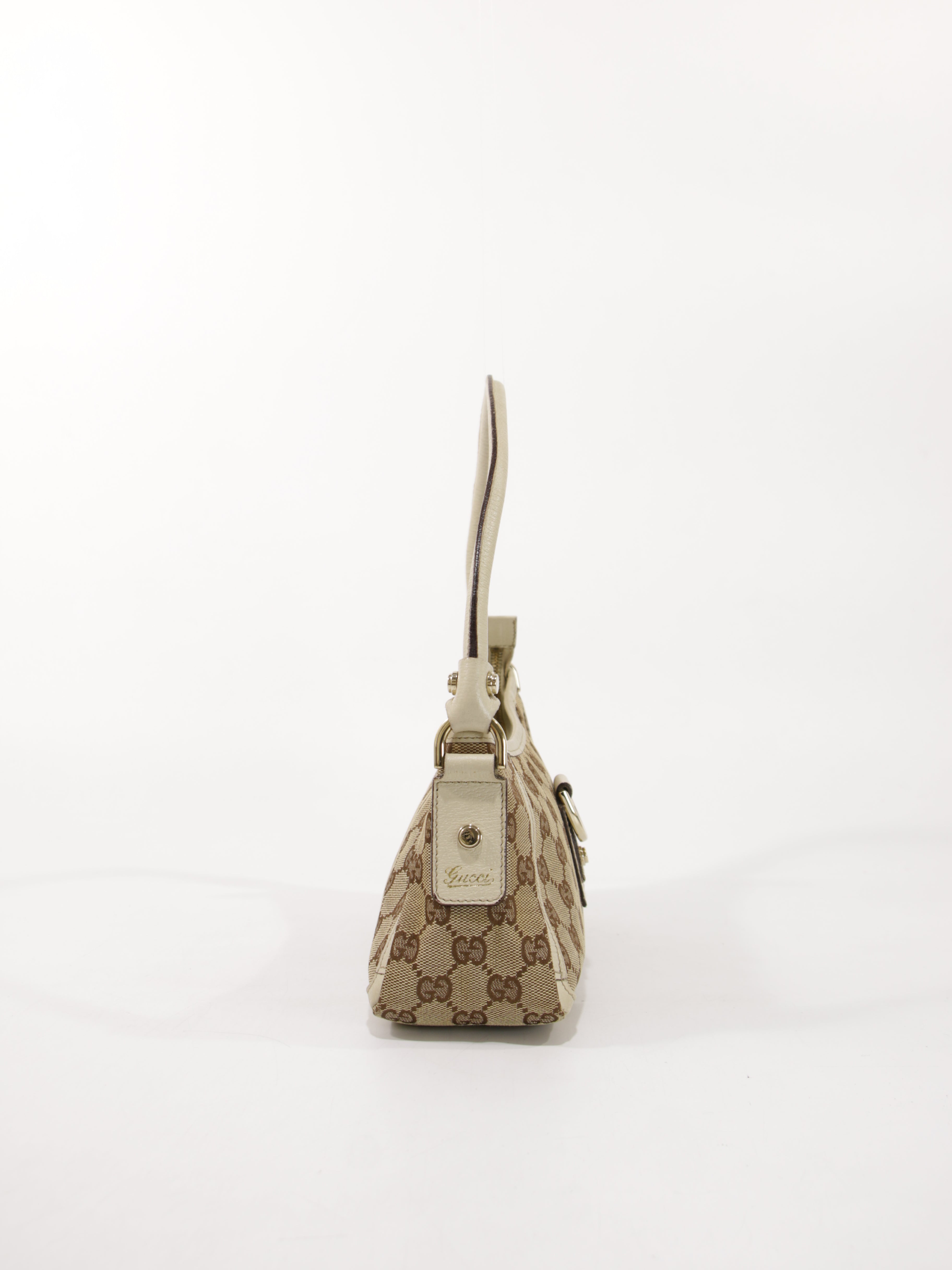 Abbey D-Ring Pochette