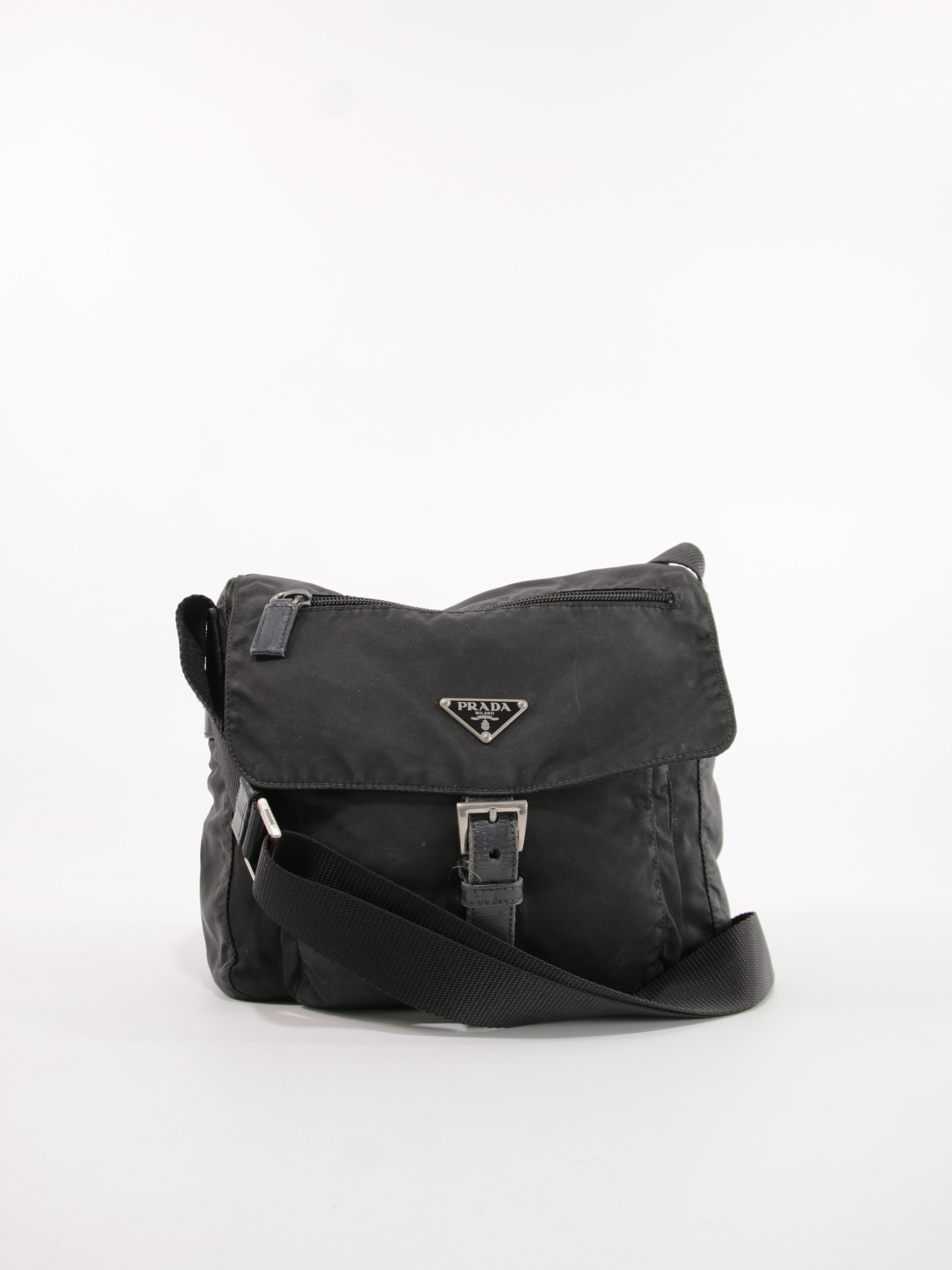 Single Buckle Messenger