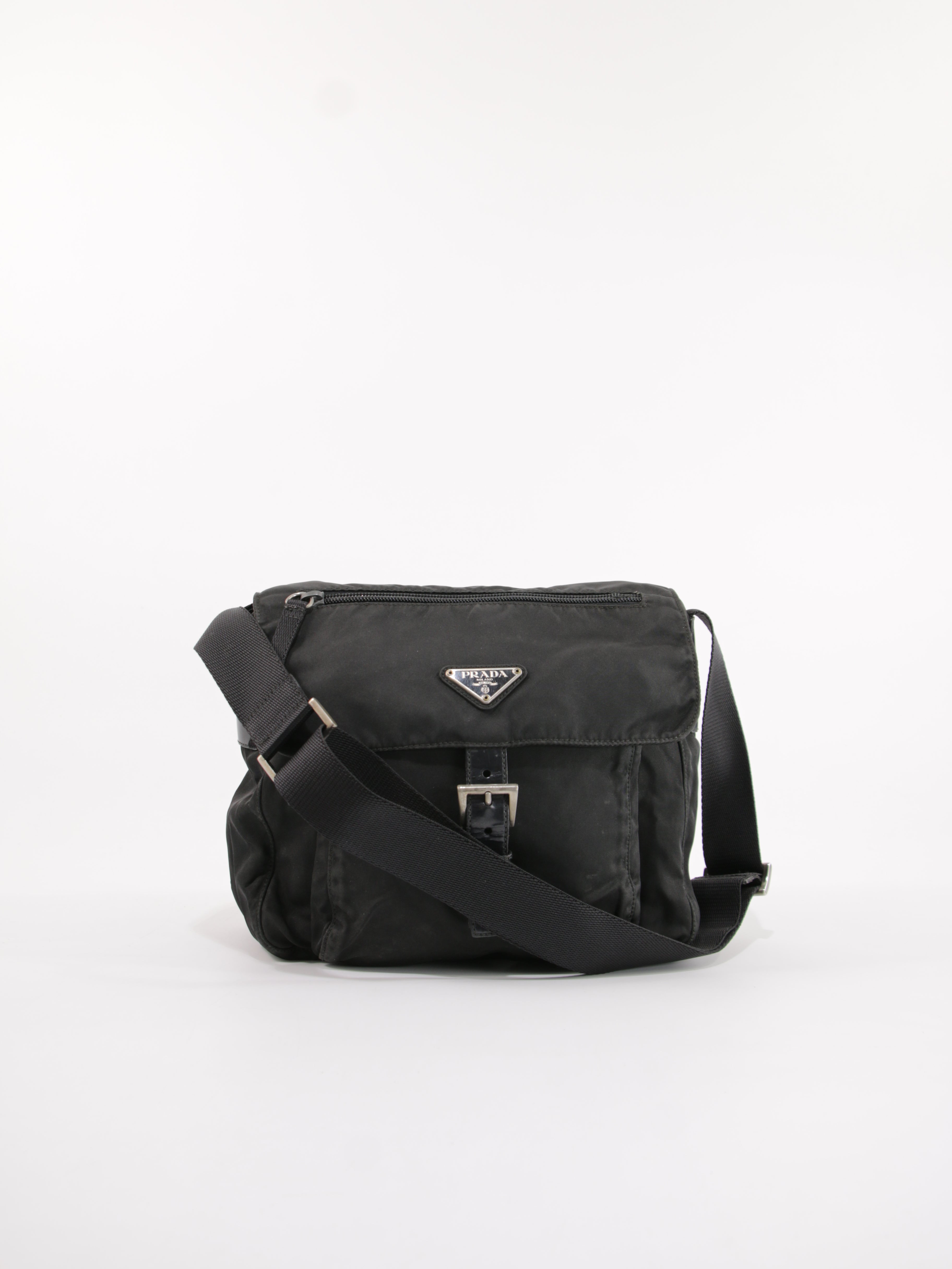 Single Buckle Messenger