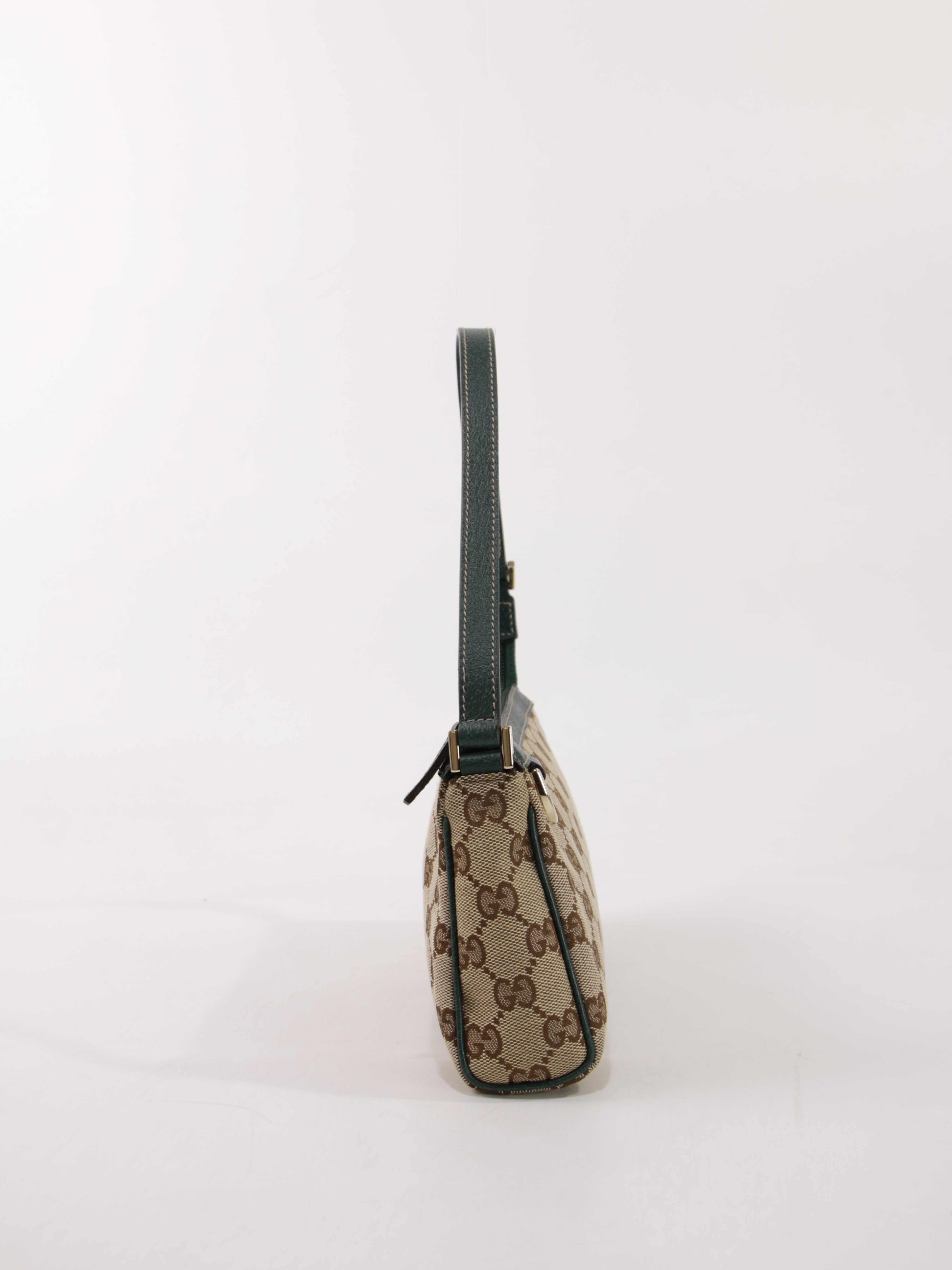 Abbey D-Ring Pochette