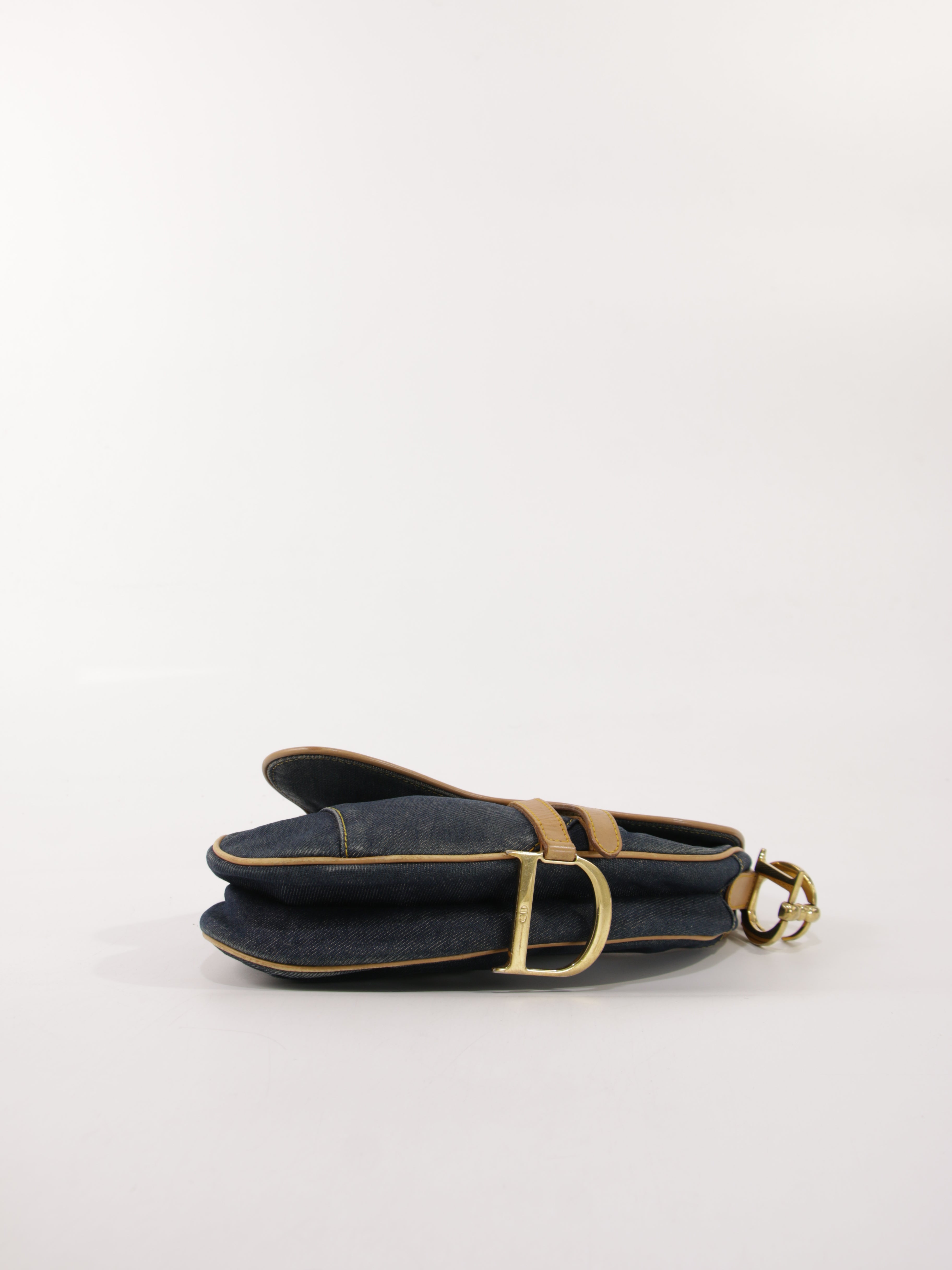 Saddle