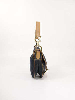 Saddle