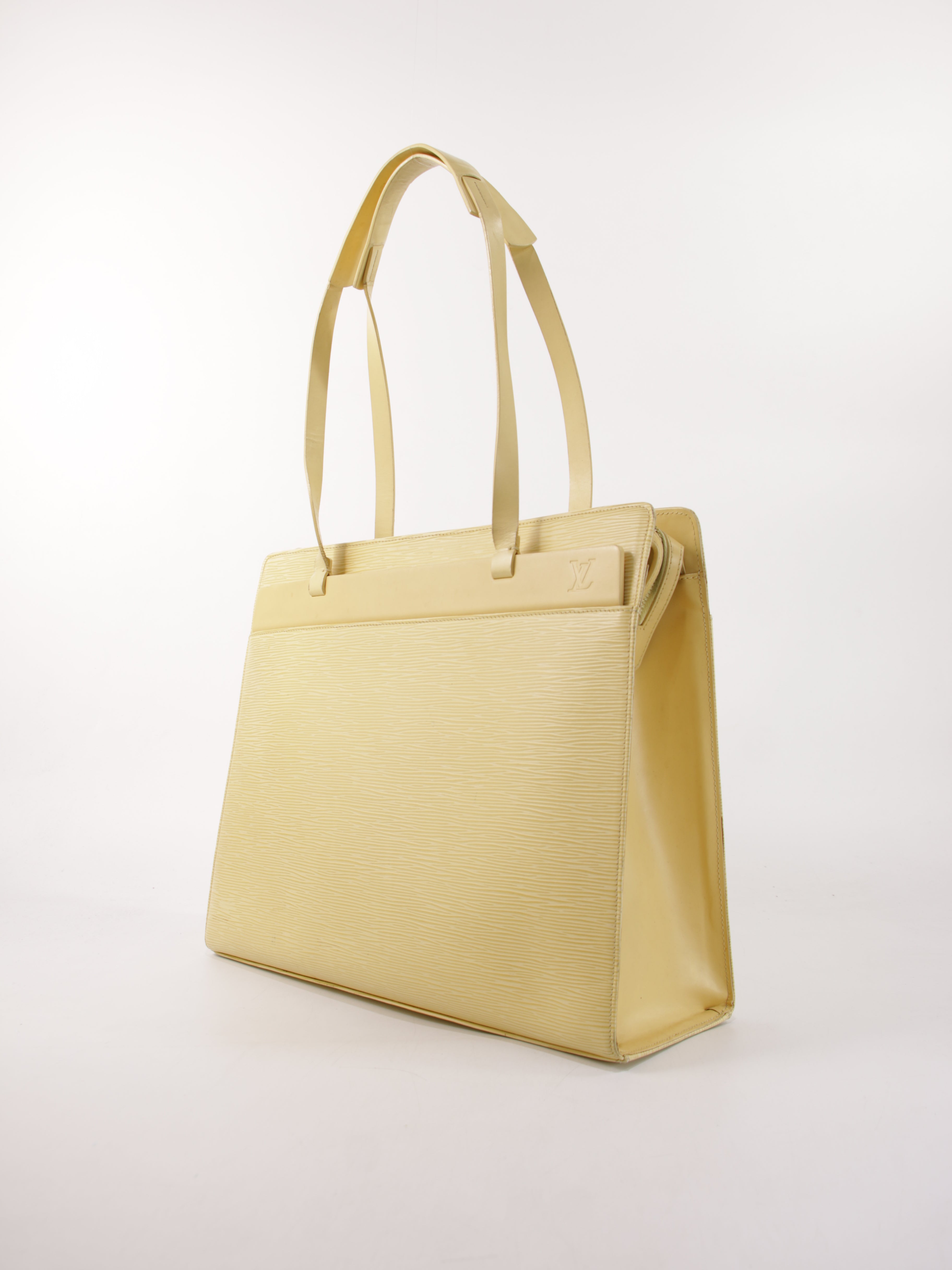 Louis Vuitton Shoulder Bag