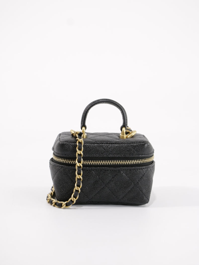 CHANEL OLKAHIHNAT LAHKUT