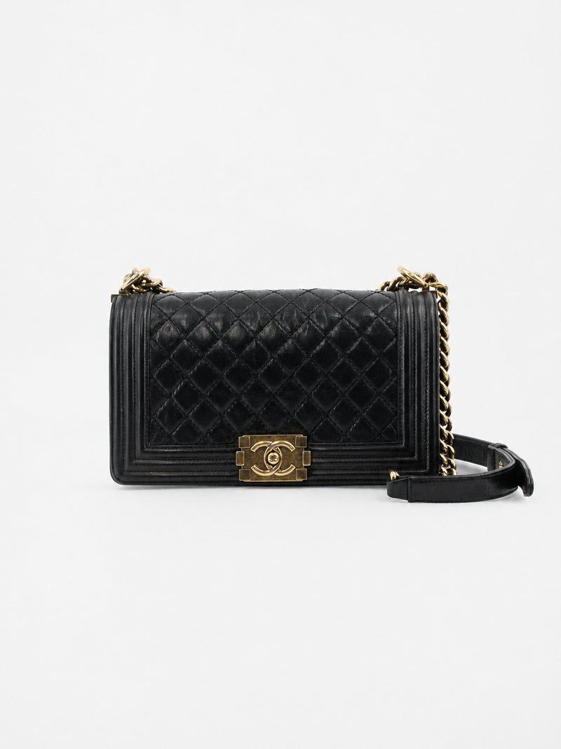 CHANEL - Boy