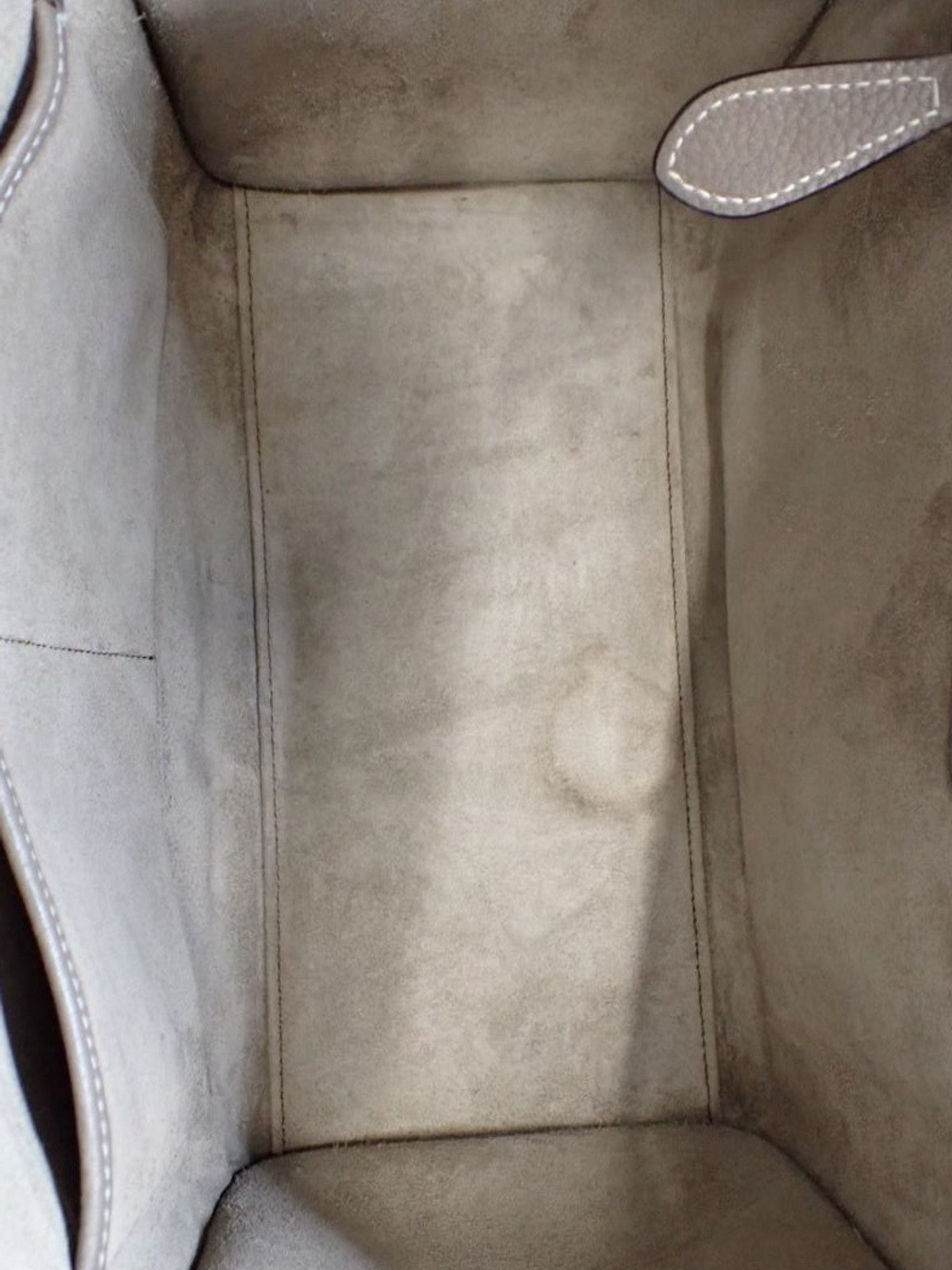 Medium Luggage
