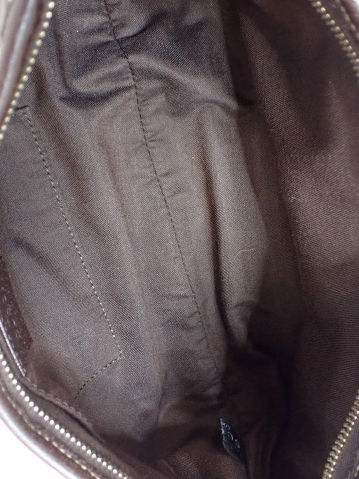 Abbey D-Ring Pochette