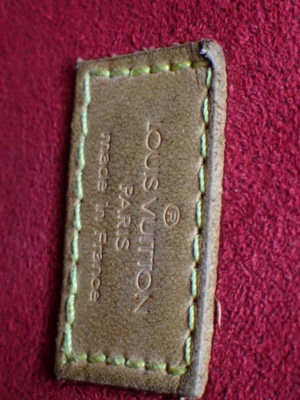 Louis Vuitton Croissant MM
