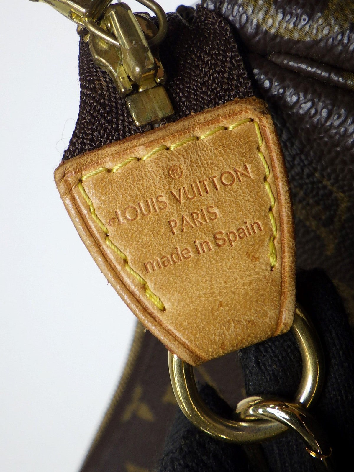 Louis Vuitton Accessories Pochette