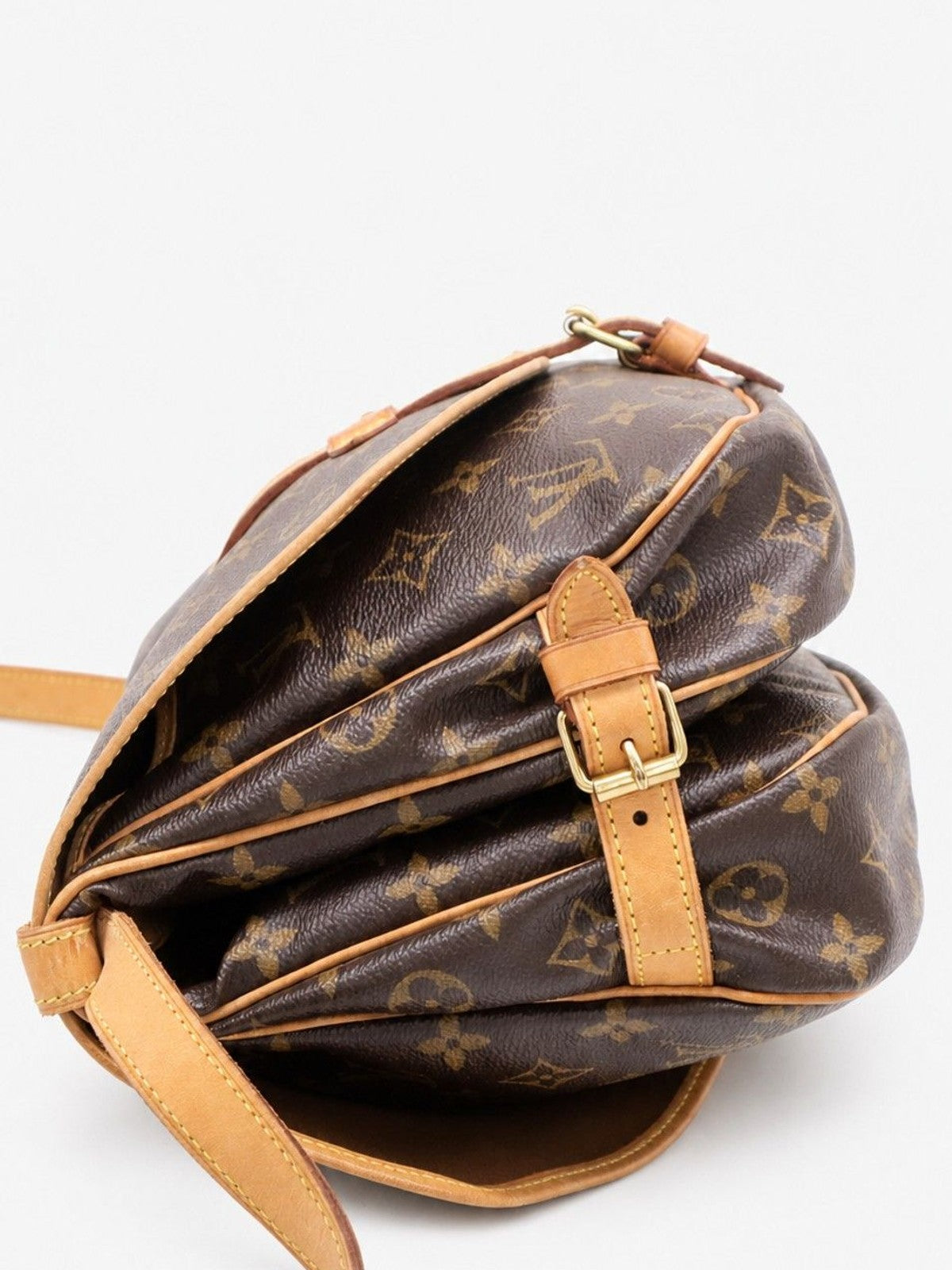Louis Vuitton Saumur MM