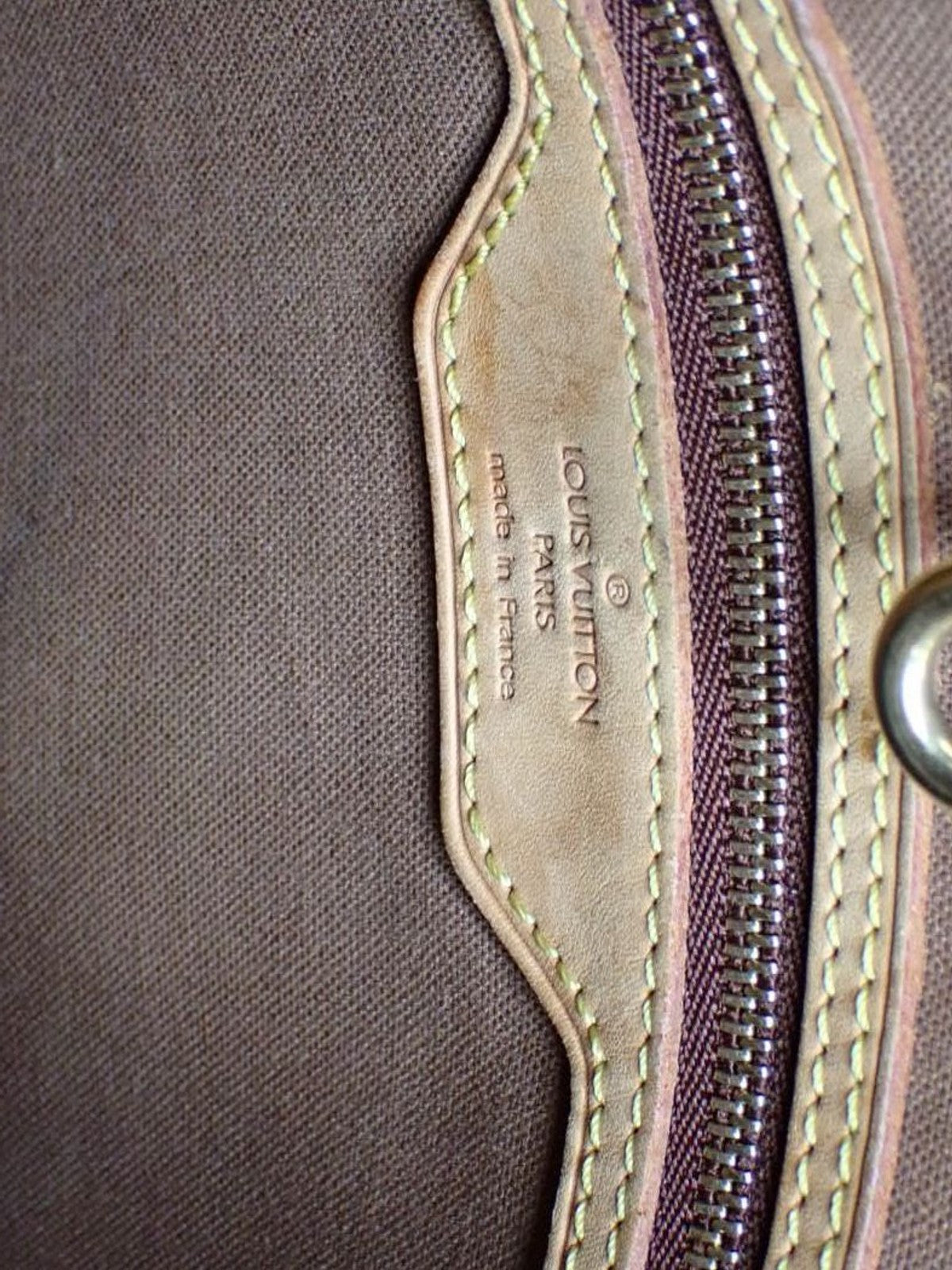 Louis Vuitton Batignolles Vertical MM