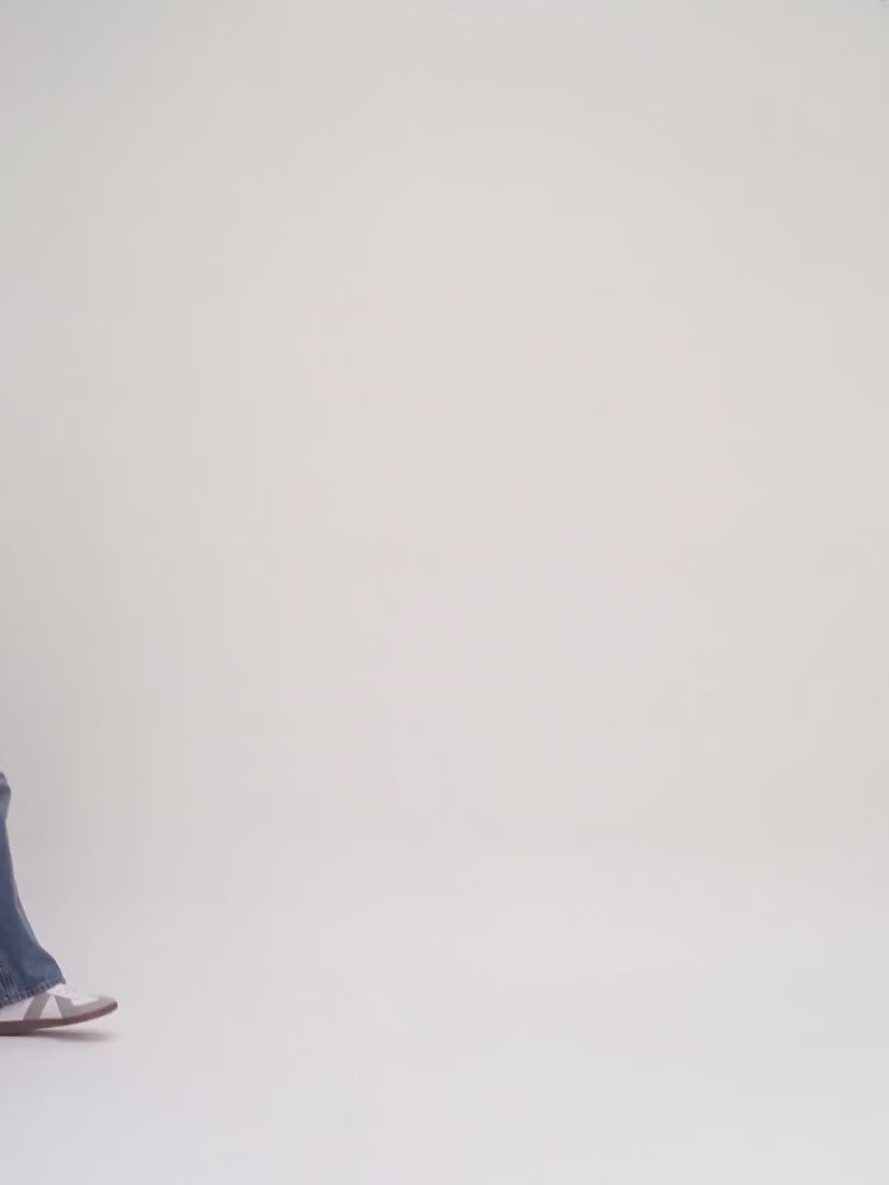 Lataa video: Louis Vuitton Papillon 26