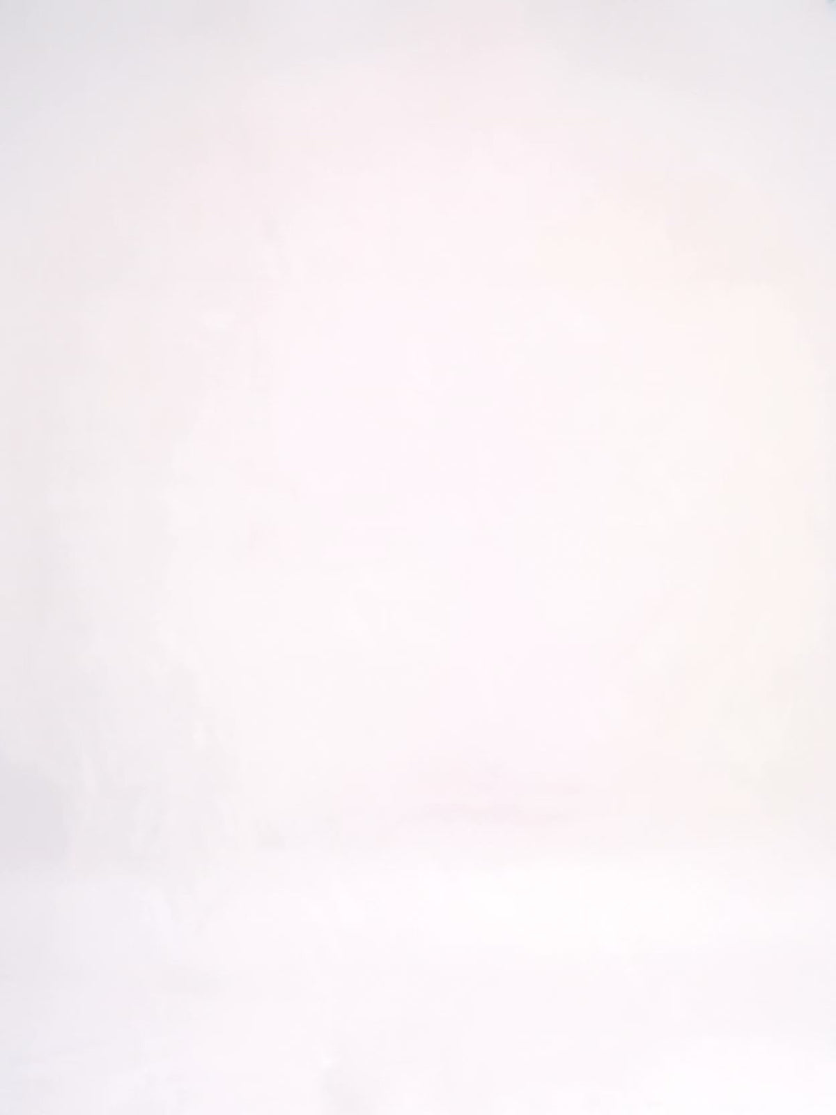 Lataa video: Balenciaga - First