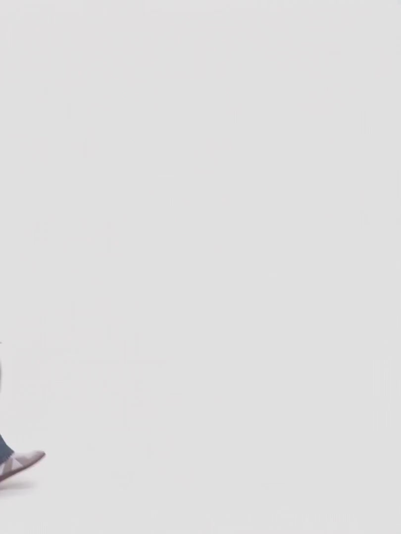 Lataa video: Louis Vuitton Keepall 45